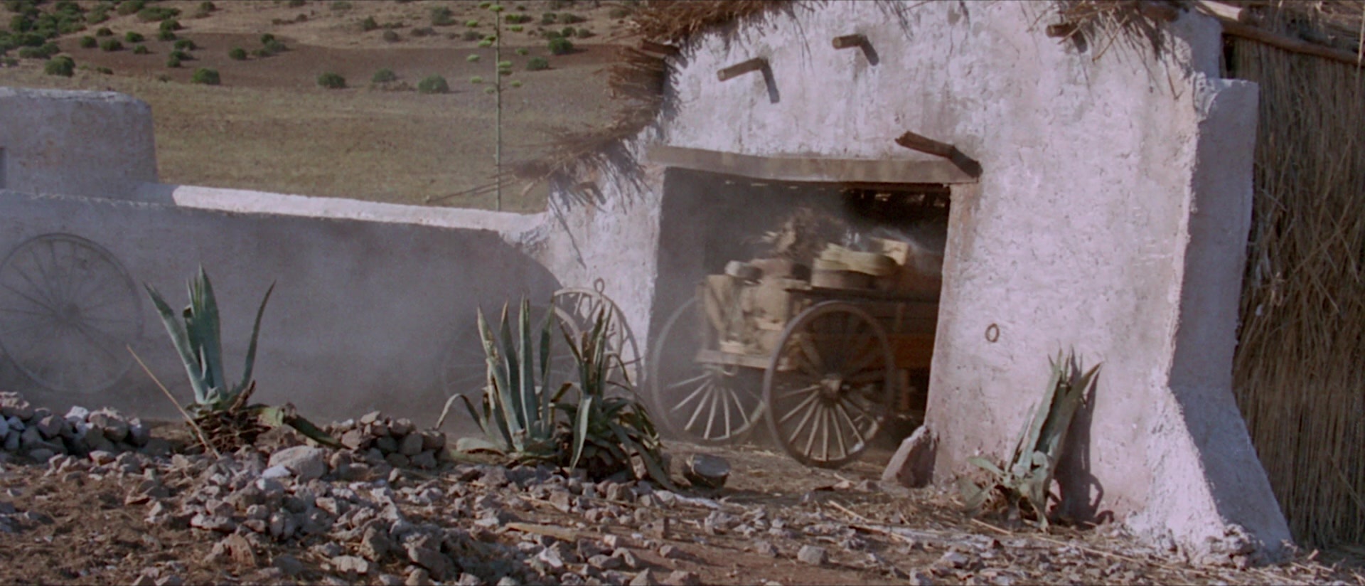 Per qualche dollaro in più (1965), wide, 2.33:1 — film still
