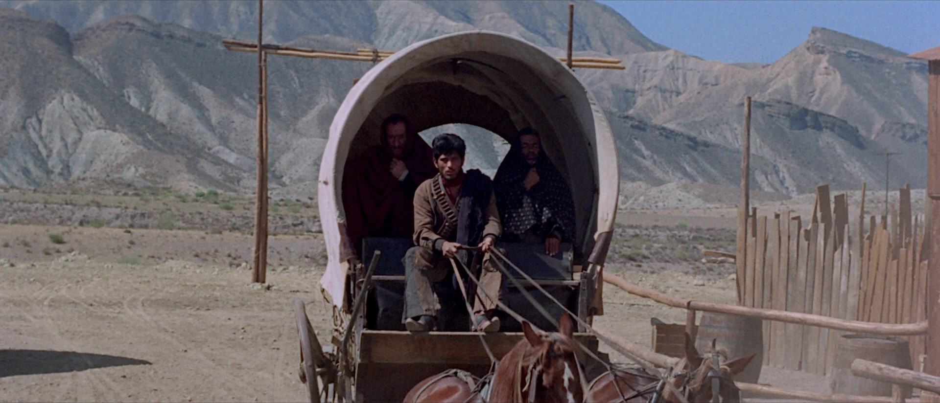 Per qualche dollaro in più (1965), wide, 2.33:1 — film still