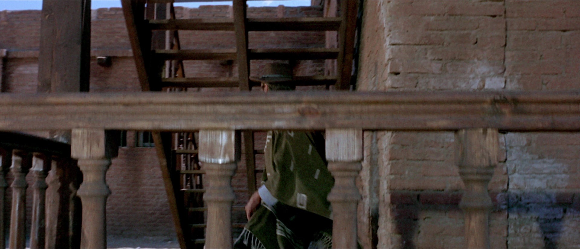 Per qualche dollaro in più (1965), wide, 2.33:1 — film still