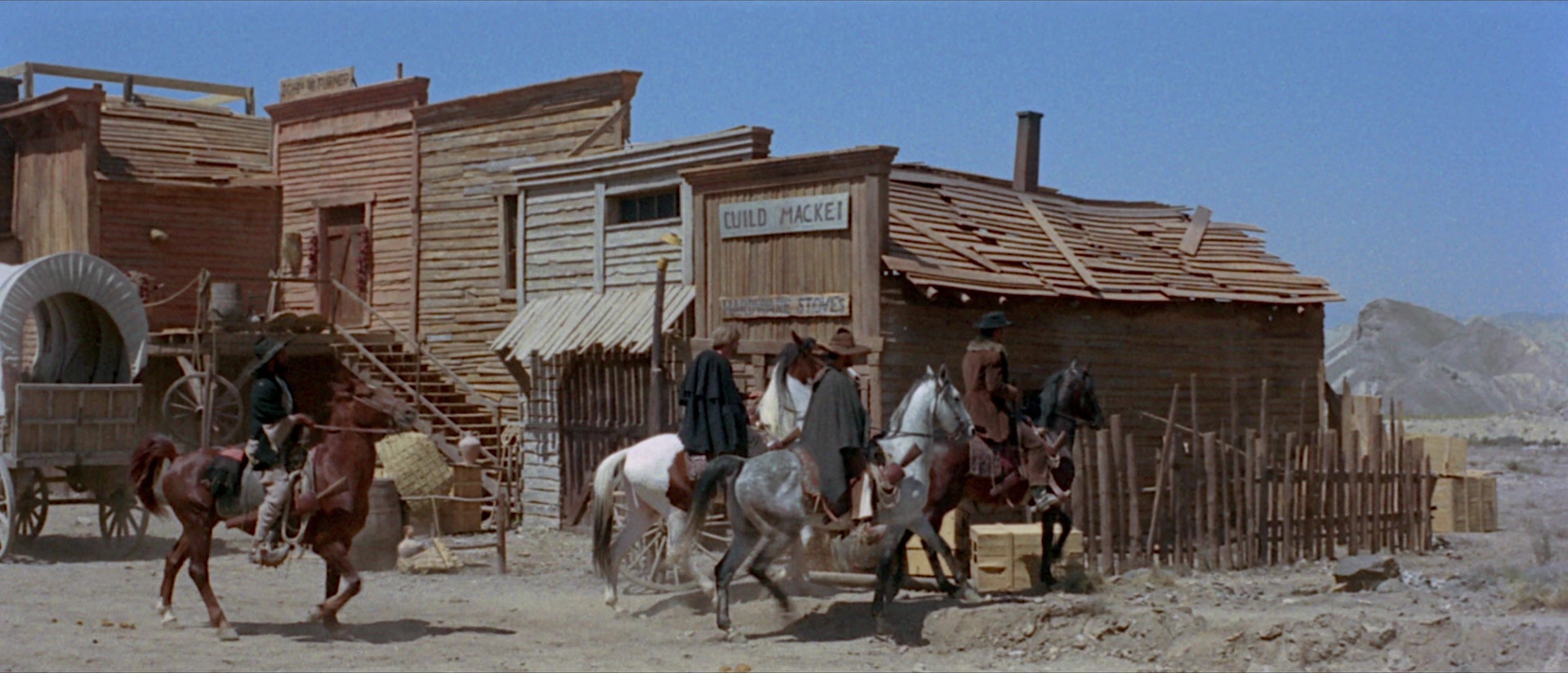 Per qualche dollaro in più (1965), wide, 2.33:1 — film still