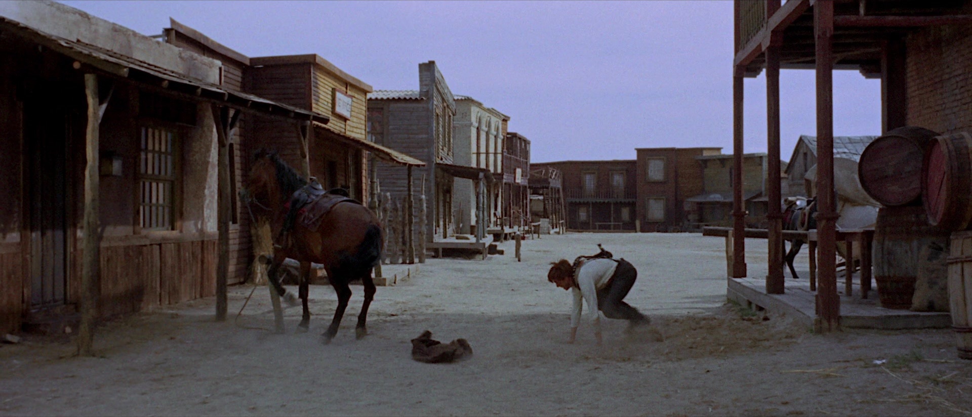 Per qualche dollaro in più (1965), wide, 2.33:1 — film still