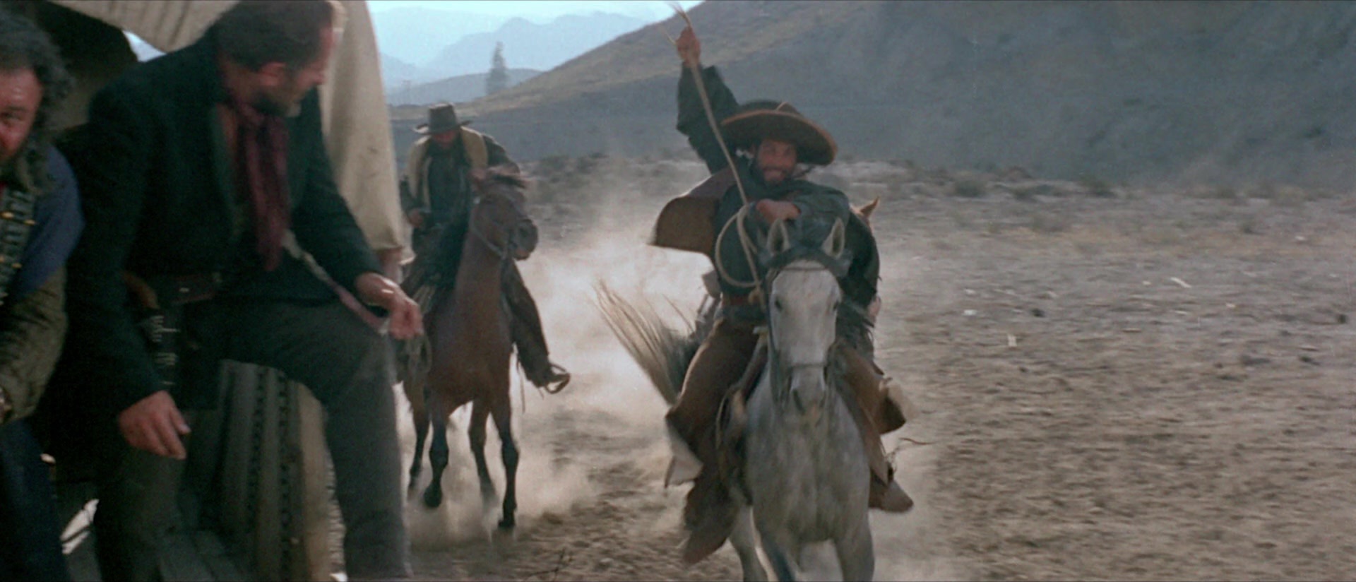 Per qualche dollaro in più (1965), wide, 2.33:1 — film still