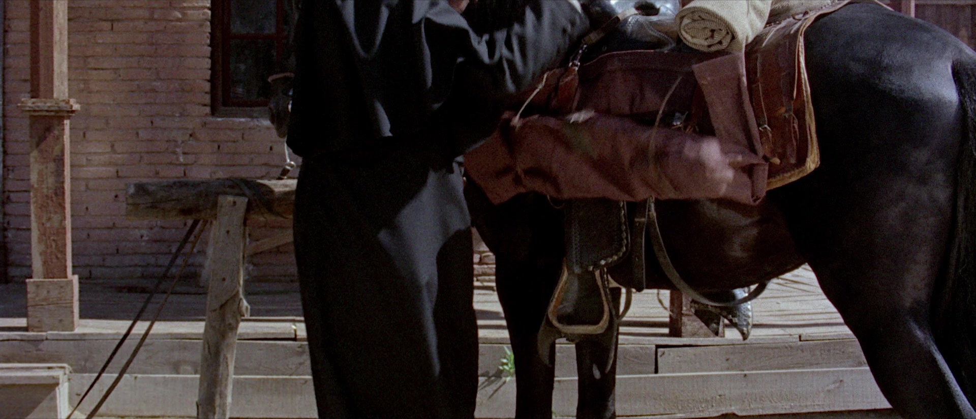 Per qualche dollaro in più (1965), wide, 2.33:1 — film still