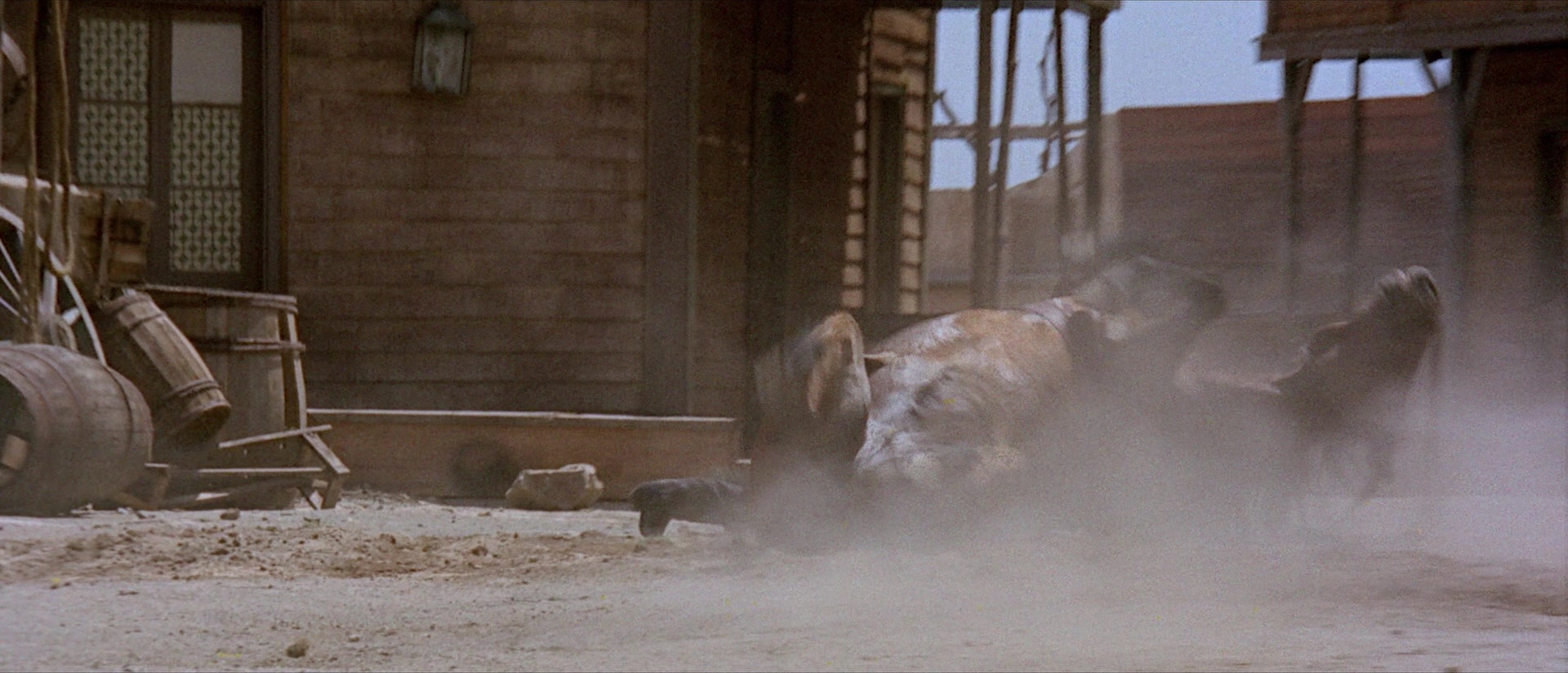 Per qualche dollaro in più (1965), wide, 2.33:1 — film still
