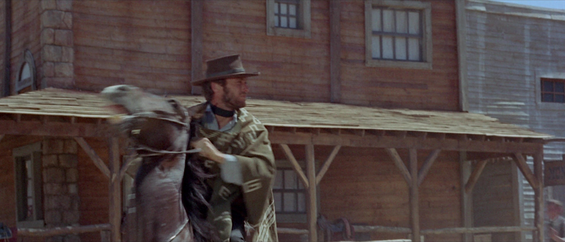 Per qualche dollaro in più (1965), wide, 2.33:1 — film still