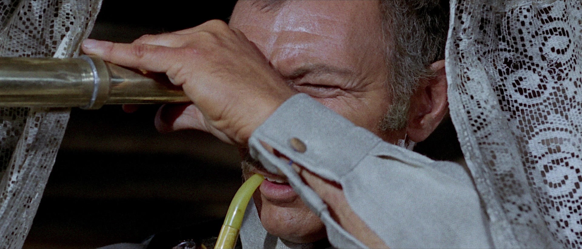 Per qualche dollaro in più (1965), wide, 2.33:1 — film still