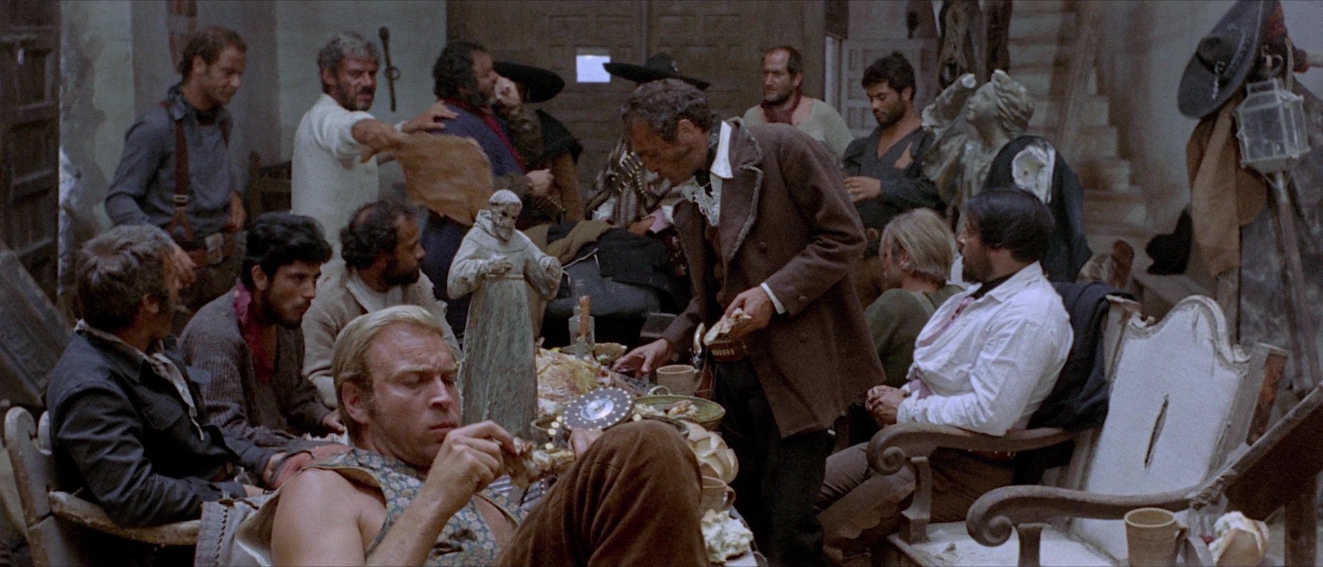 Per qualche dollaro in più (1965), wide, 2.33:1 — film still
