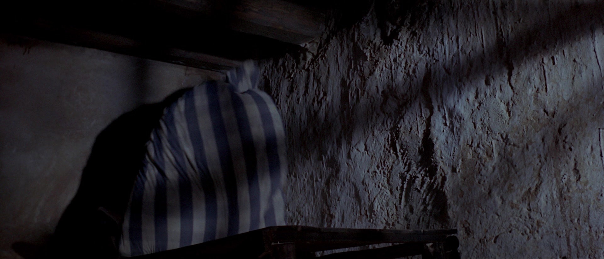 Per qualche dollaro in più (1965), wide, 2.33:1 — film still