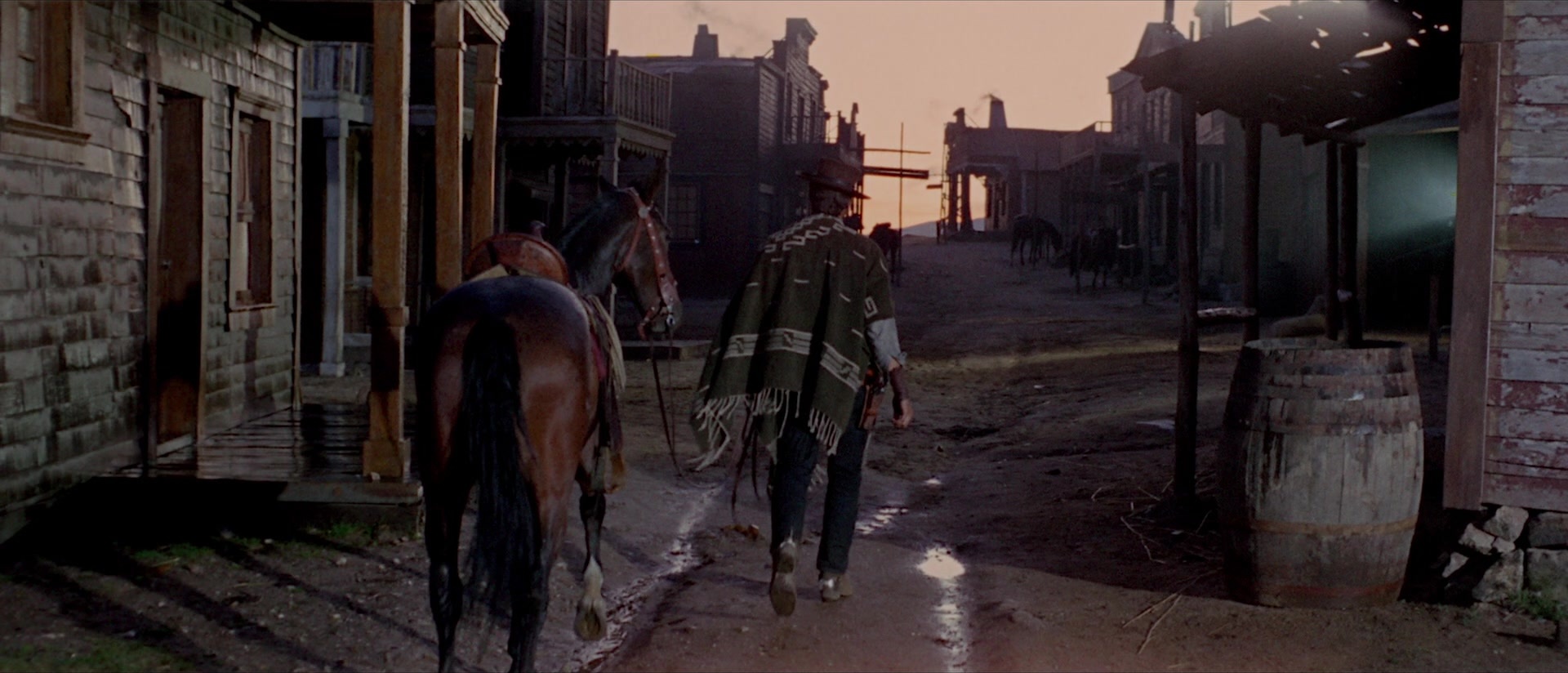 Per qualche dollaro in più (1965), medium, 2.33:1 — film still