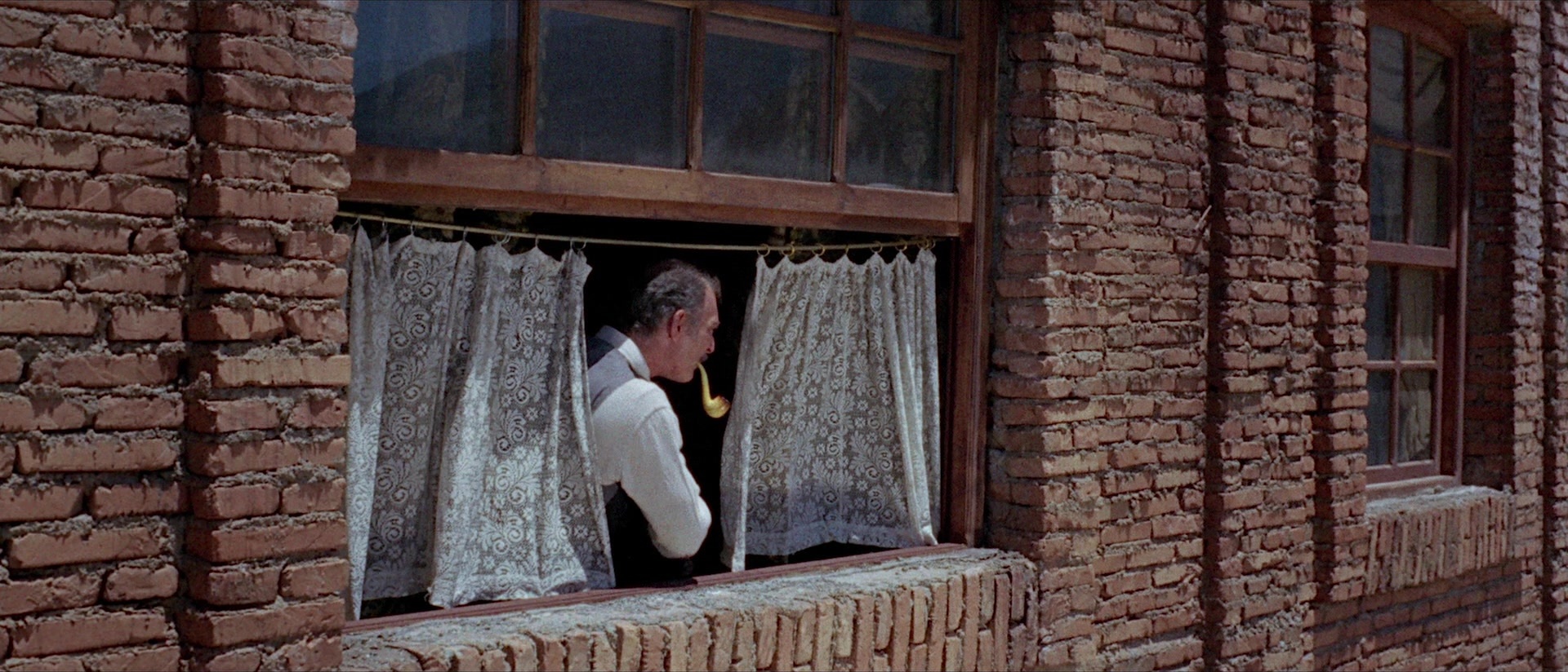 Per qualche dollaro in più (1965), wide, 2.33:1 — film still