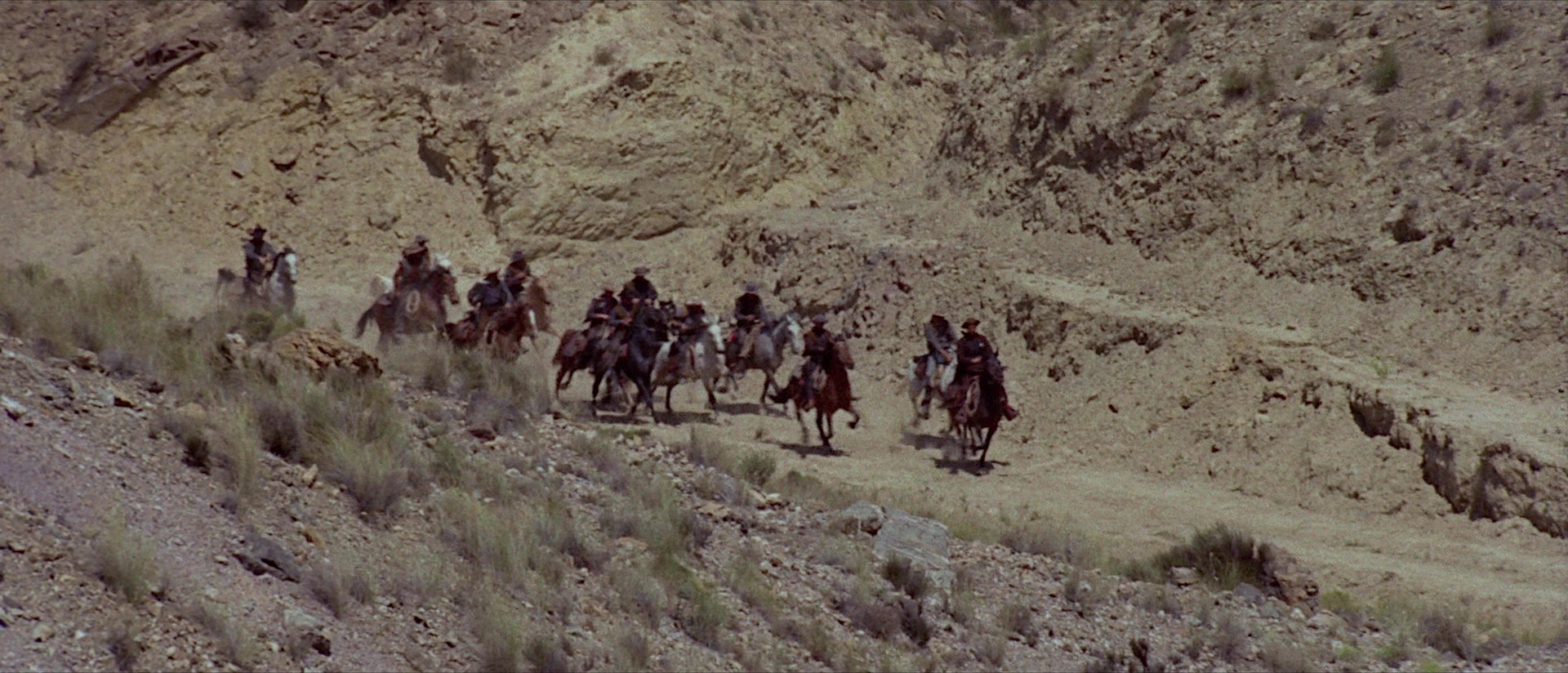 Per qualche dollaro in più (1965), wide, 2.33:1 — film still