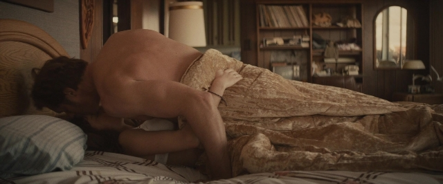 Frame from The Diary of a Teenage Girl — room, bed, bedroom