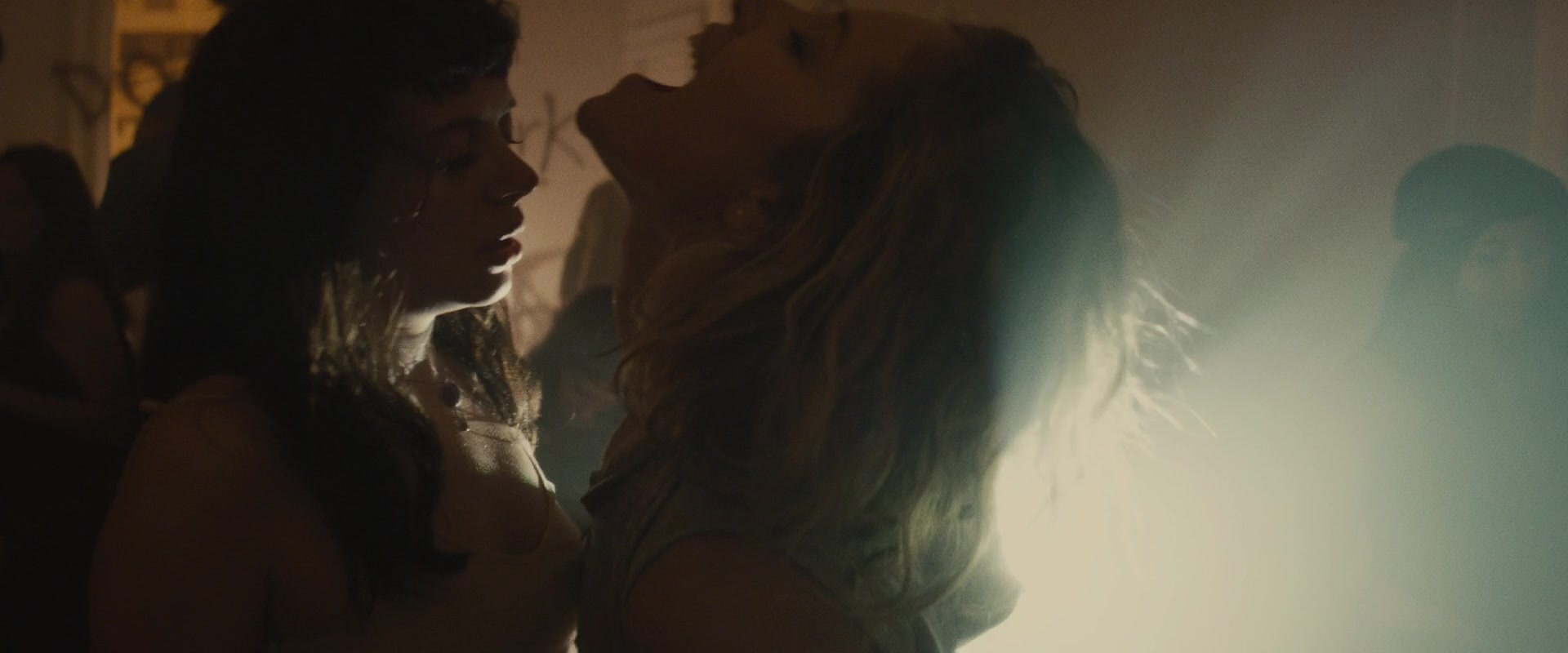The Diary of a Teenage Girl (2015), wide, 2.40:1 — film still