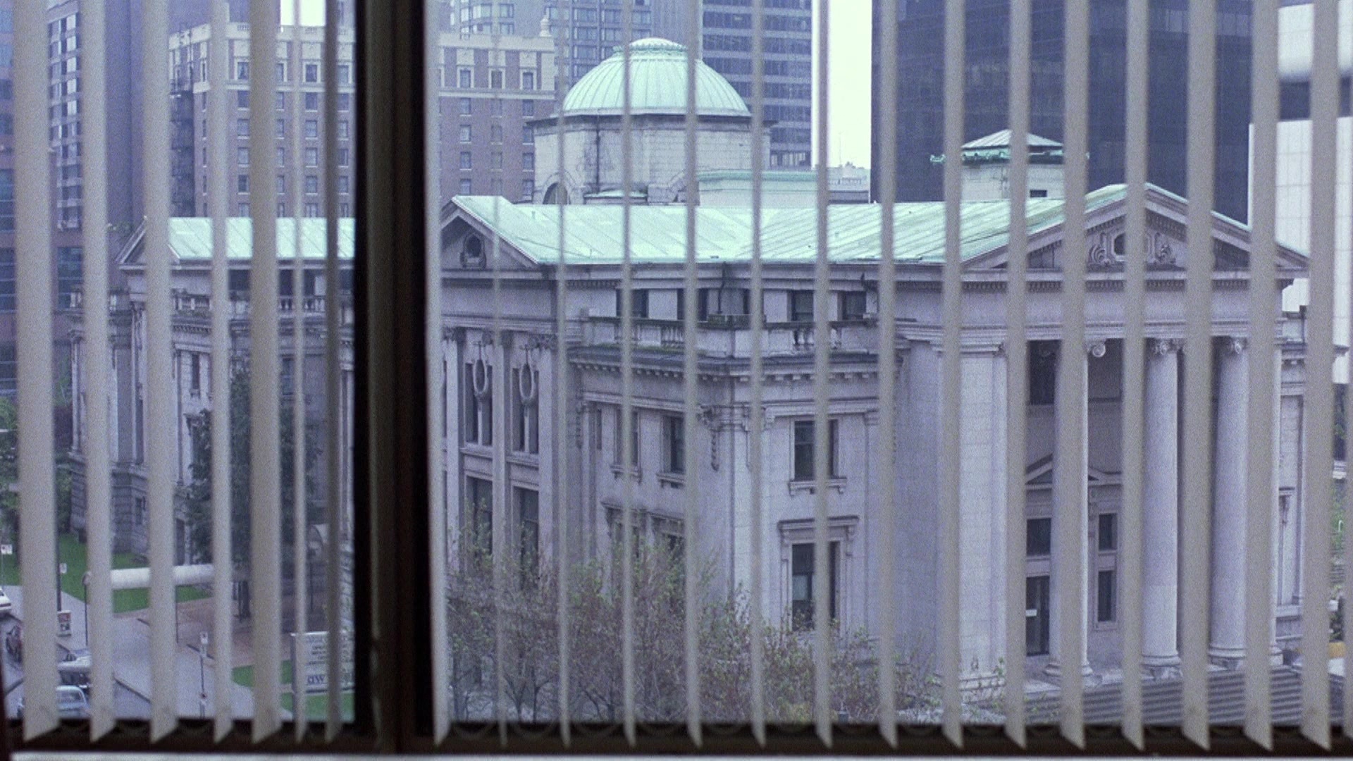 The Accused (1988), wide, 1.78:1 — film still