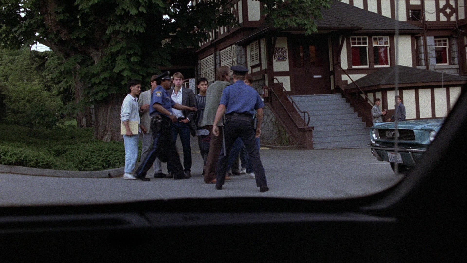 The Accused (1988), wide, 1.78:1 — film still