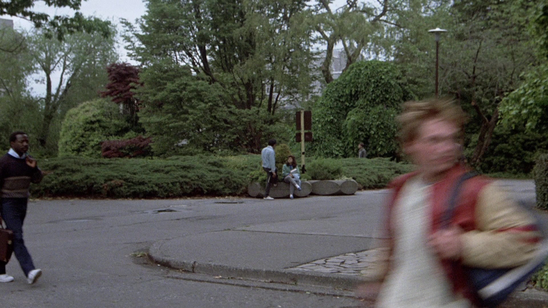 The Accused (1988), wide, 1.78:1 — film still