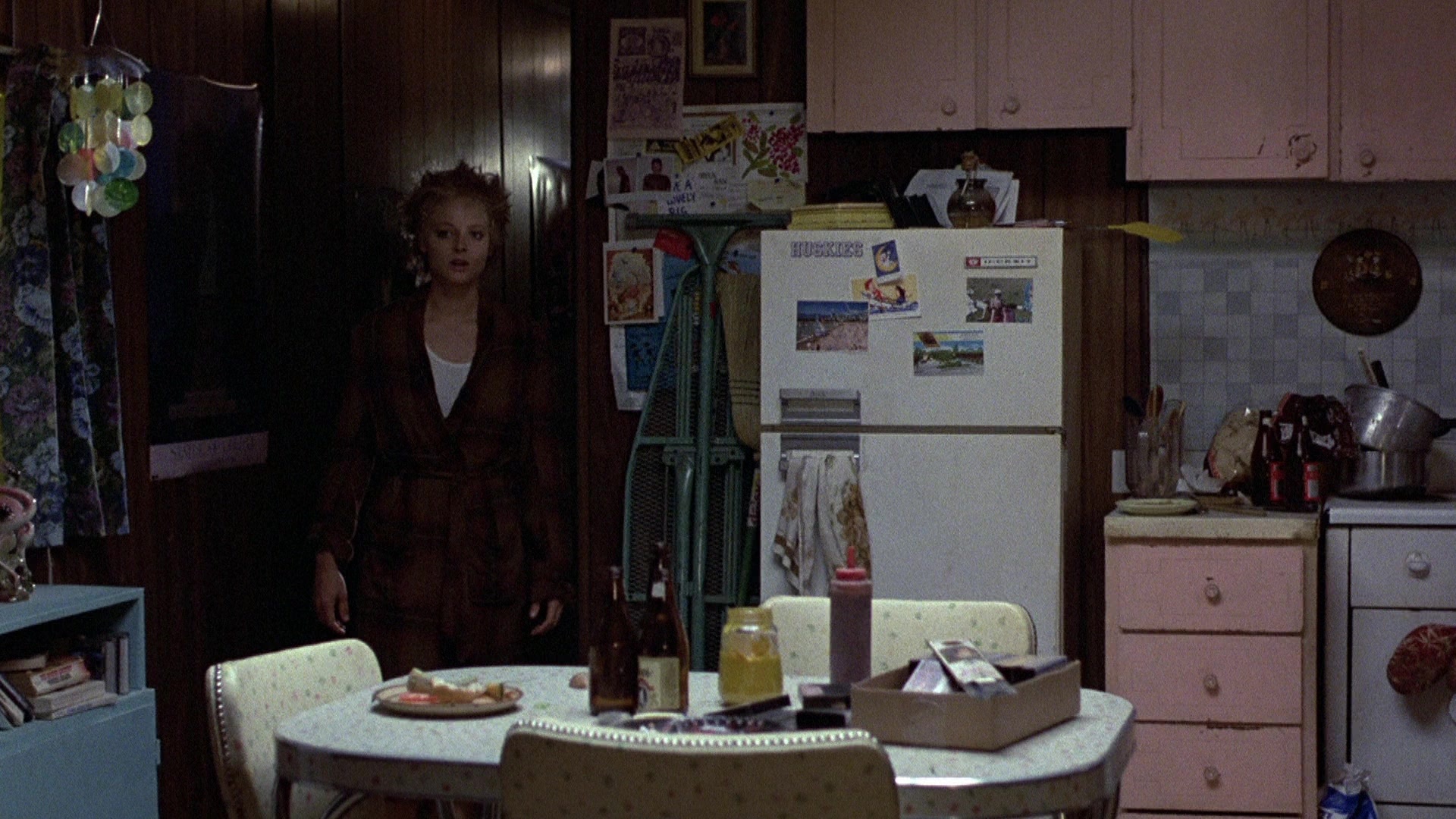 The Accused (1988), wide, 1.78:1 — film still