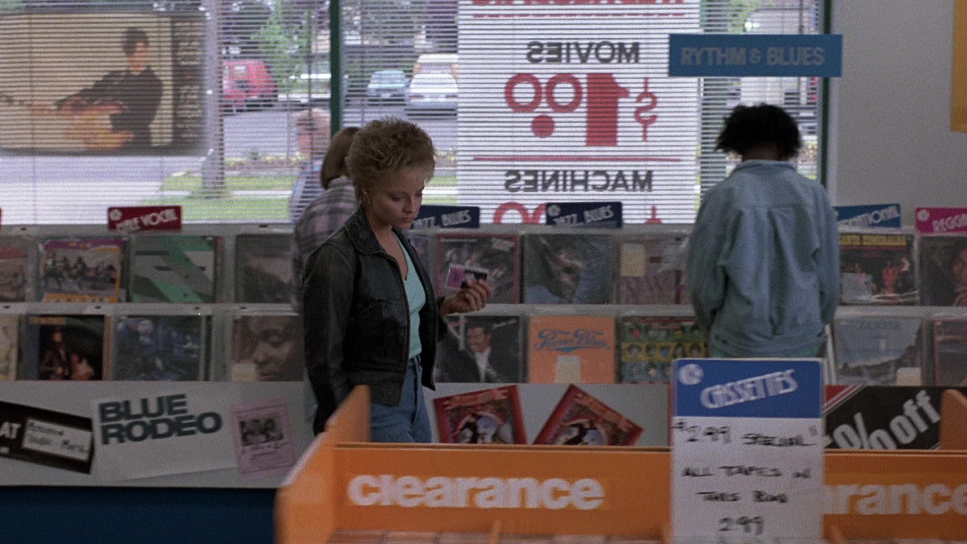 The Accused (1988), wide, 1.78:1 — film still