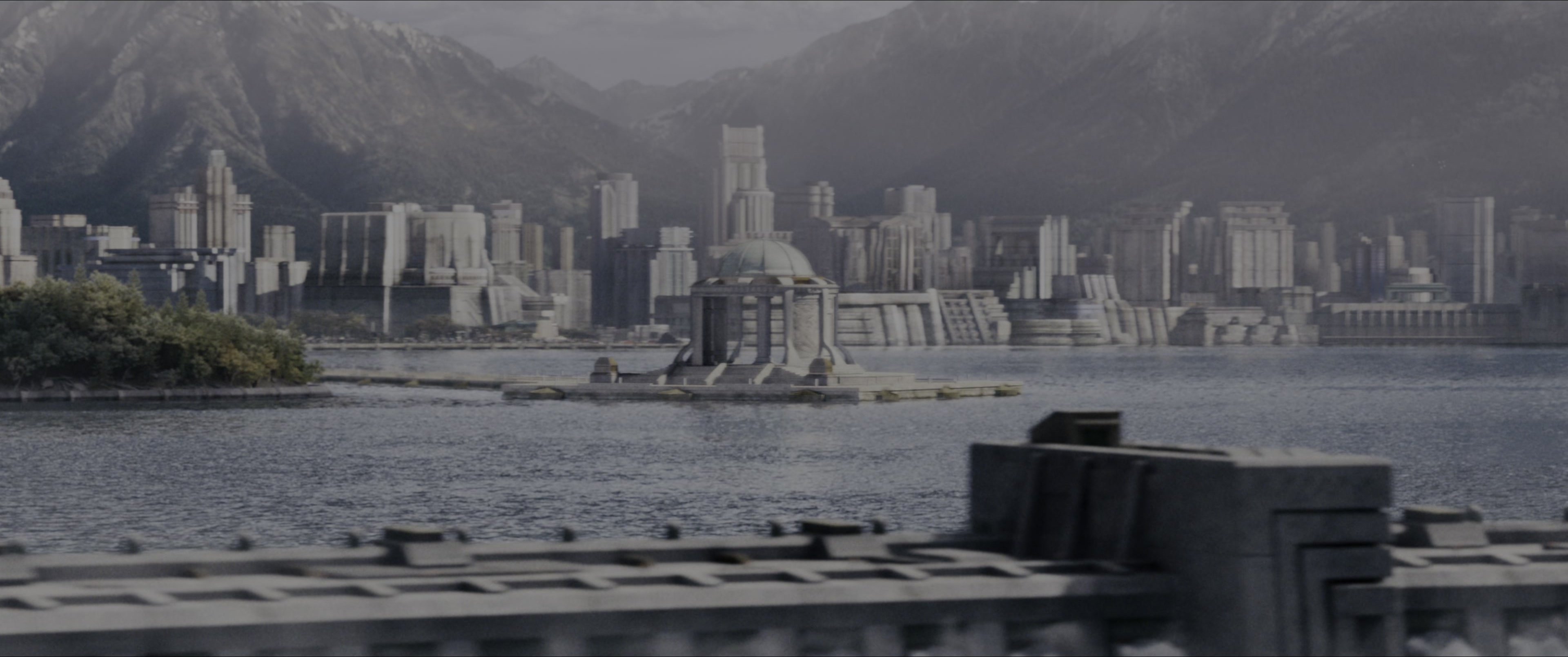 The Hunger Games (2012), wide, 2.39:1 — film still
