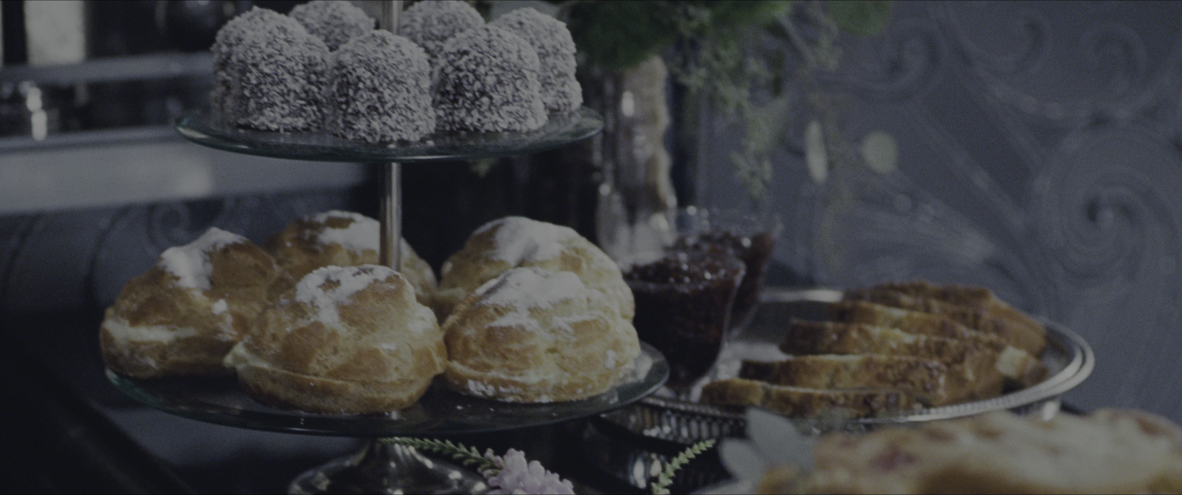 The Hunger Games (2012), wide, 2.39:1 — film still