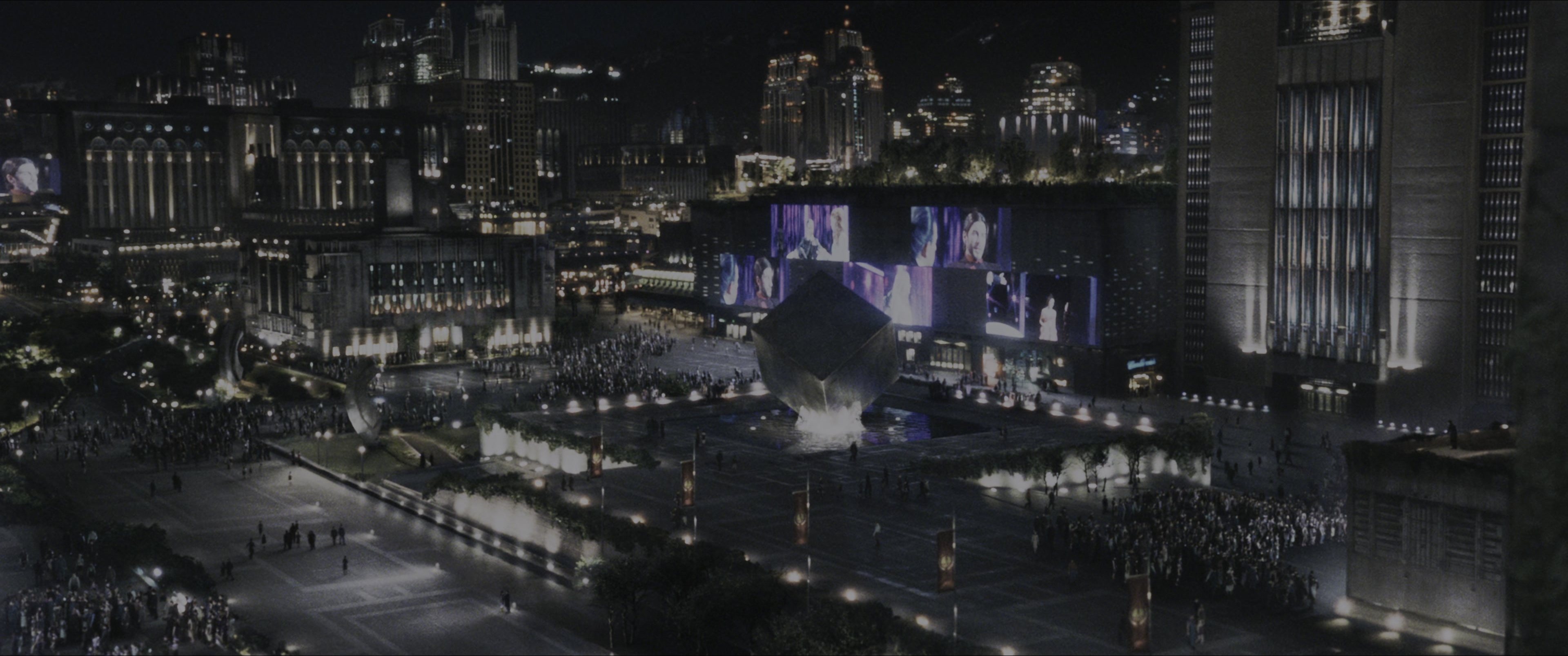 The Hunger Games (2012), wide, 2.39:1 — film still