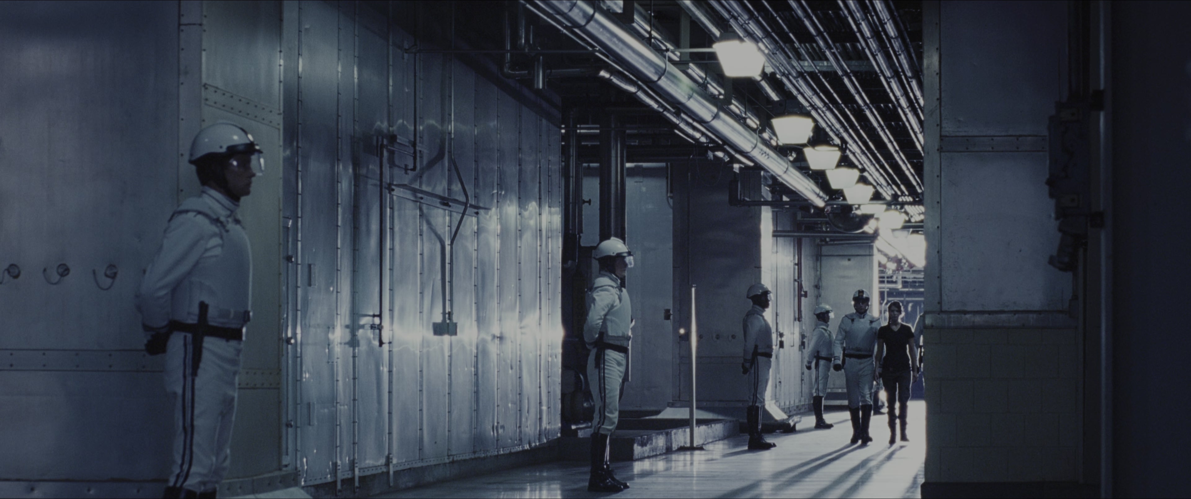 The Hunger Games (2012), wide, 2.39:1 — film still