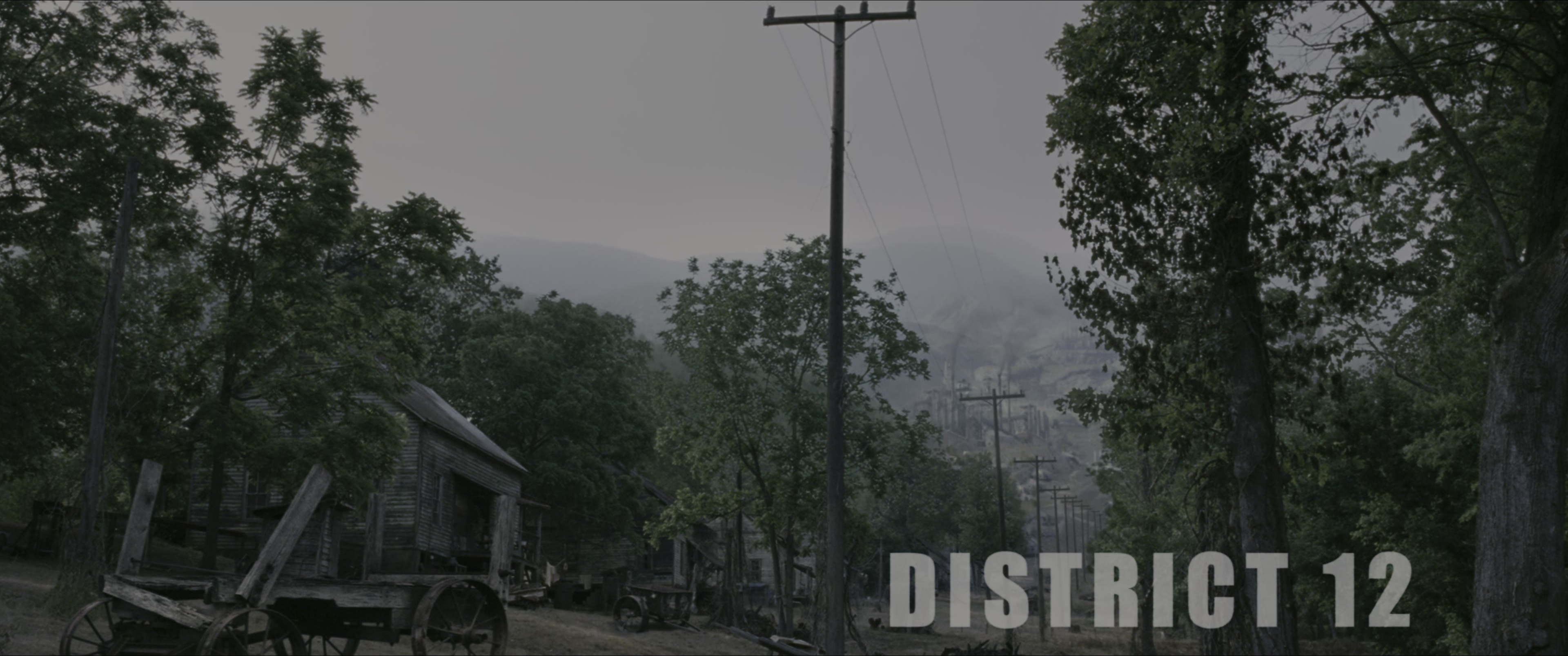 The Hunger Games (2012), wide, 2.39:1 — film still