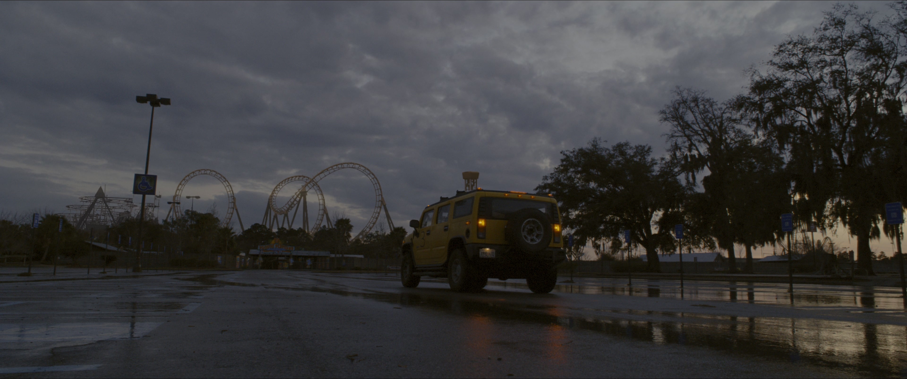 Zombieland (2009), wide, 2.39:1 — film still