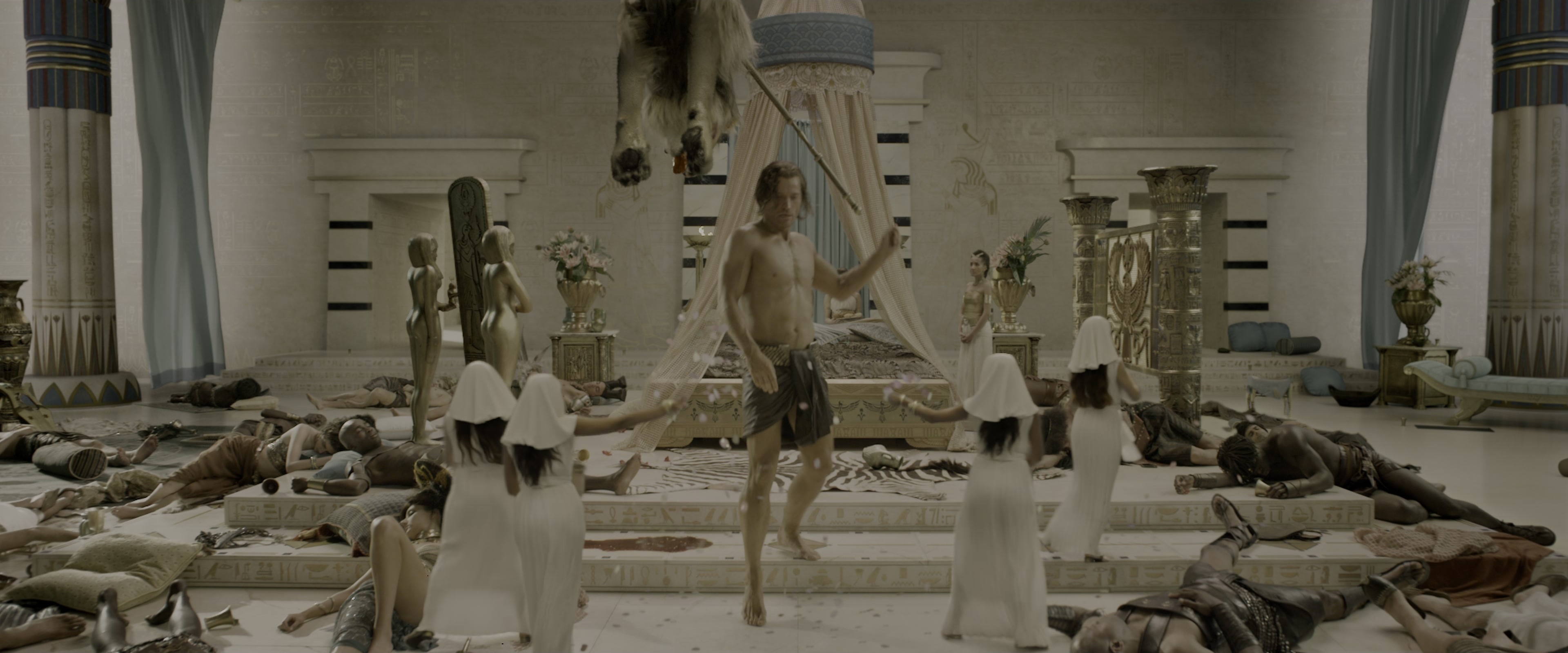 Gods of Egypt (2016), wide, 2.40:1 — film still