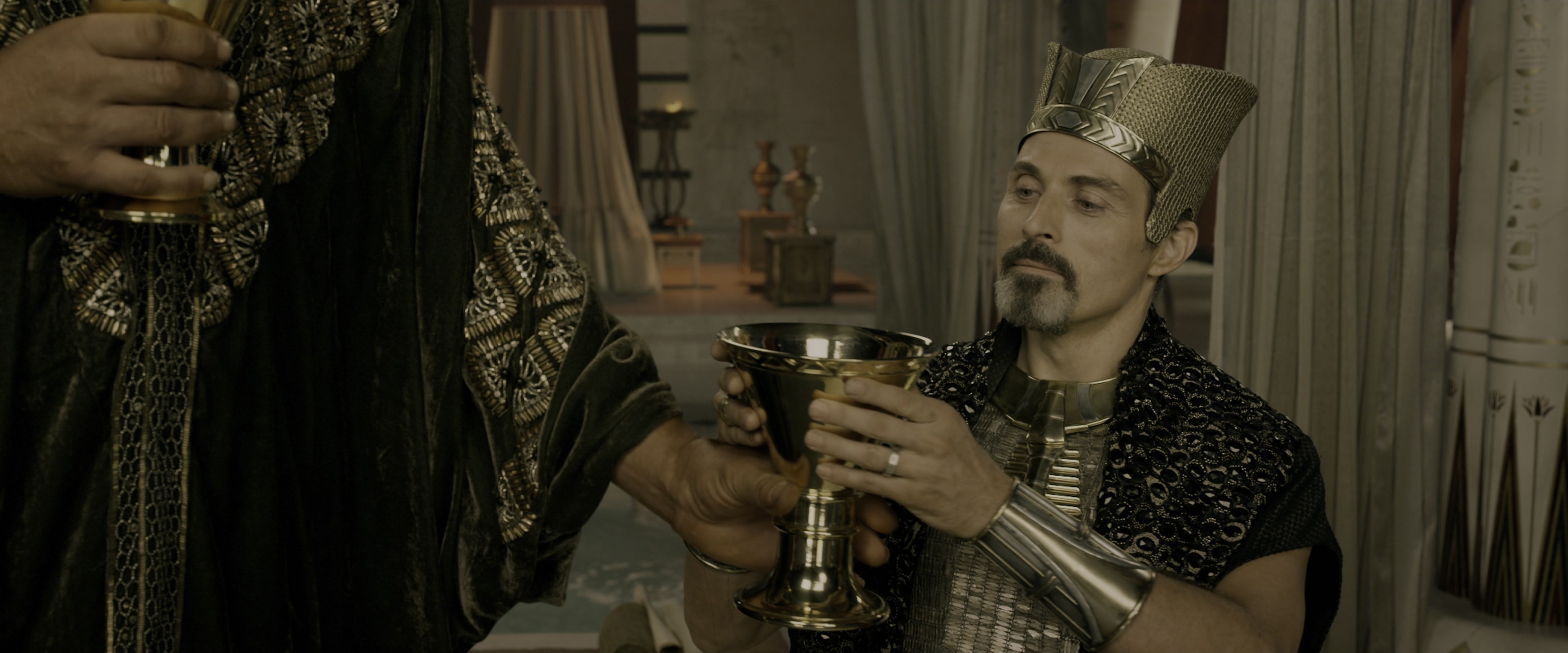 Gods of Egypt (2016), wide, 2.40:1 — film still