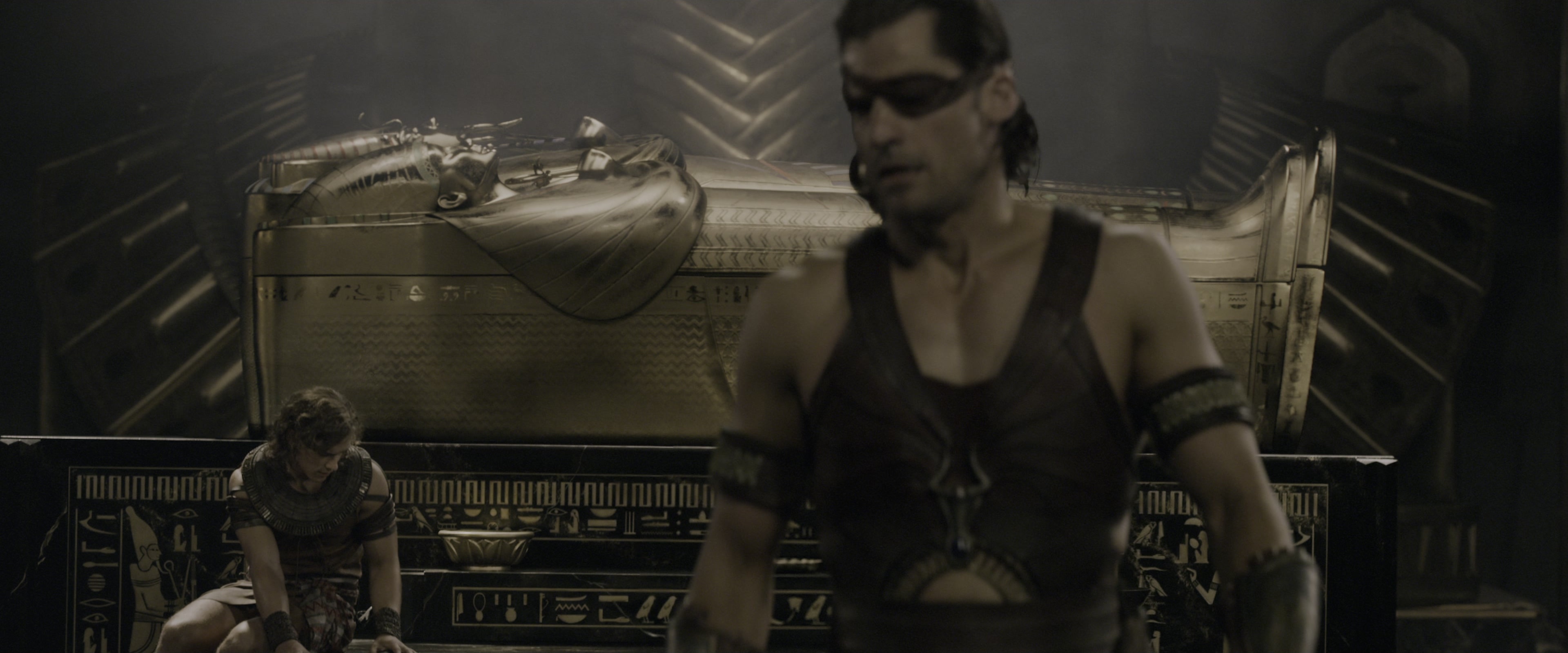 Gods of Egypt (2016), wide, 2.40:1 — film still