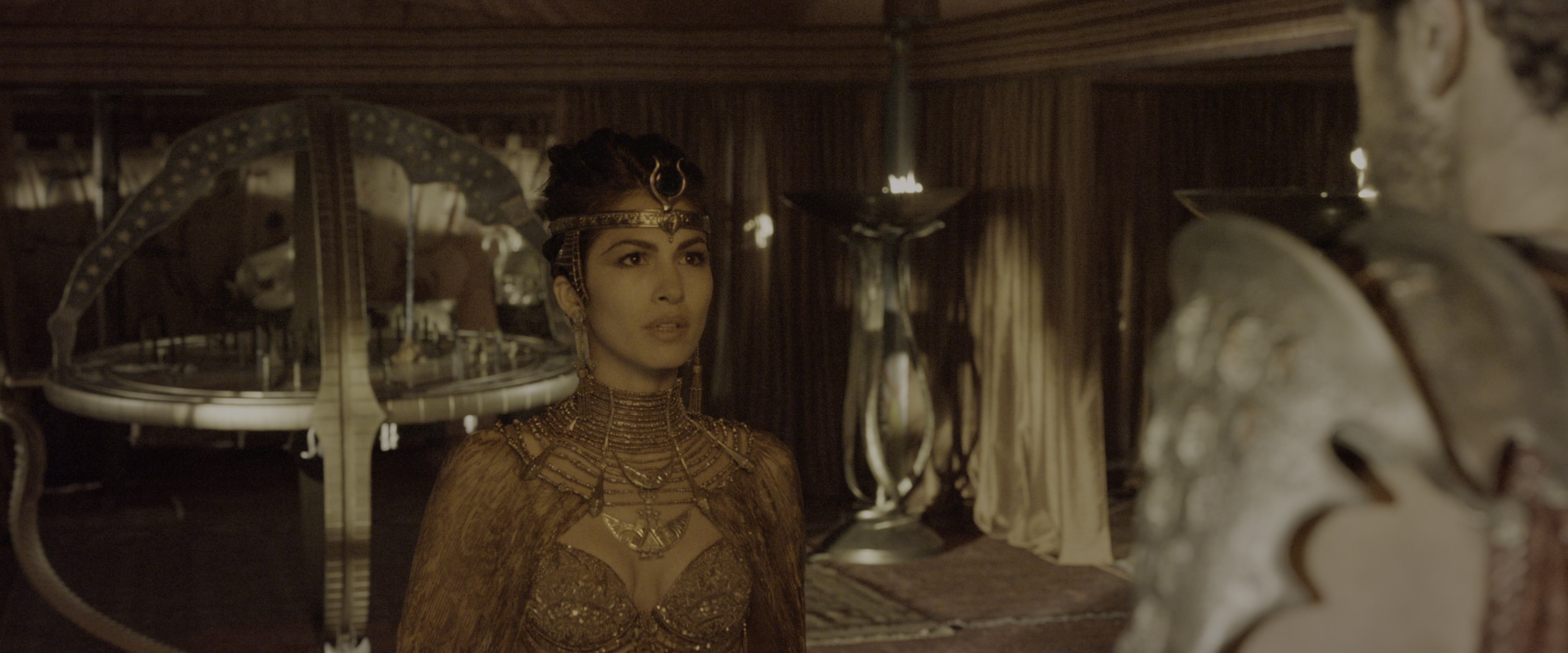 Gods of Egypt (2016), wide, 2.40:1 — film still