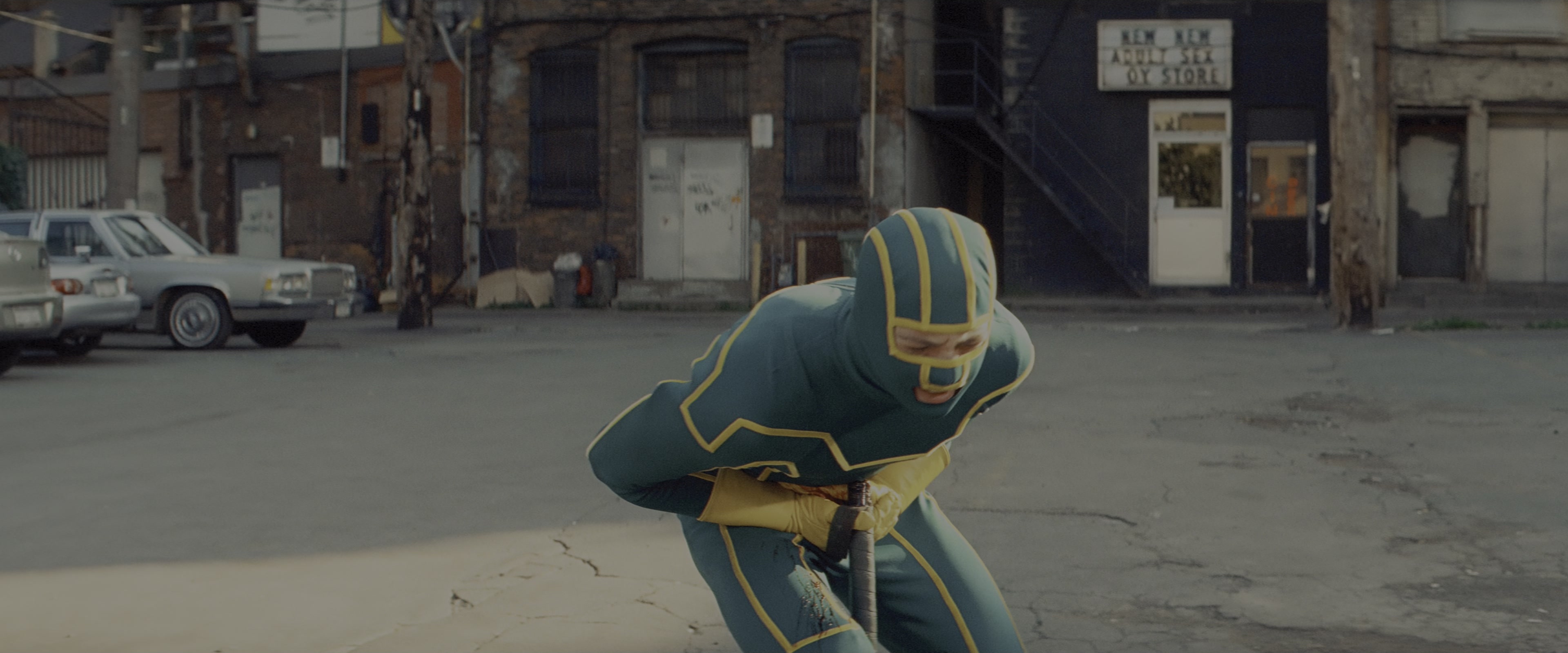 Kick-Ass (2010), wide, 2.40:1 — film still