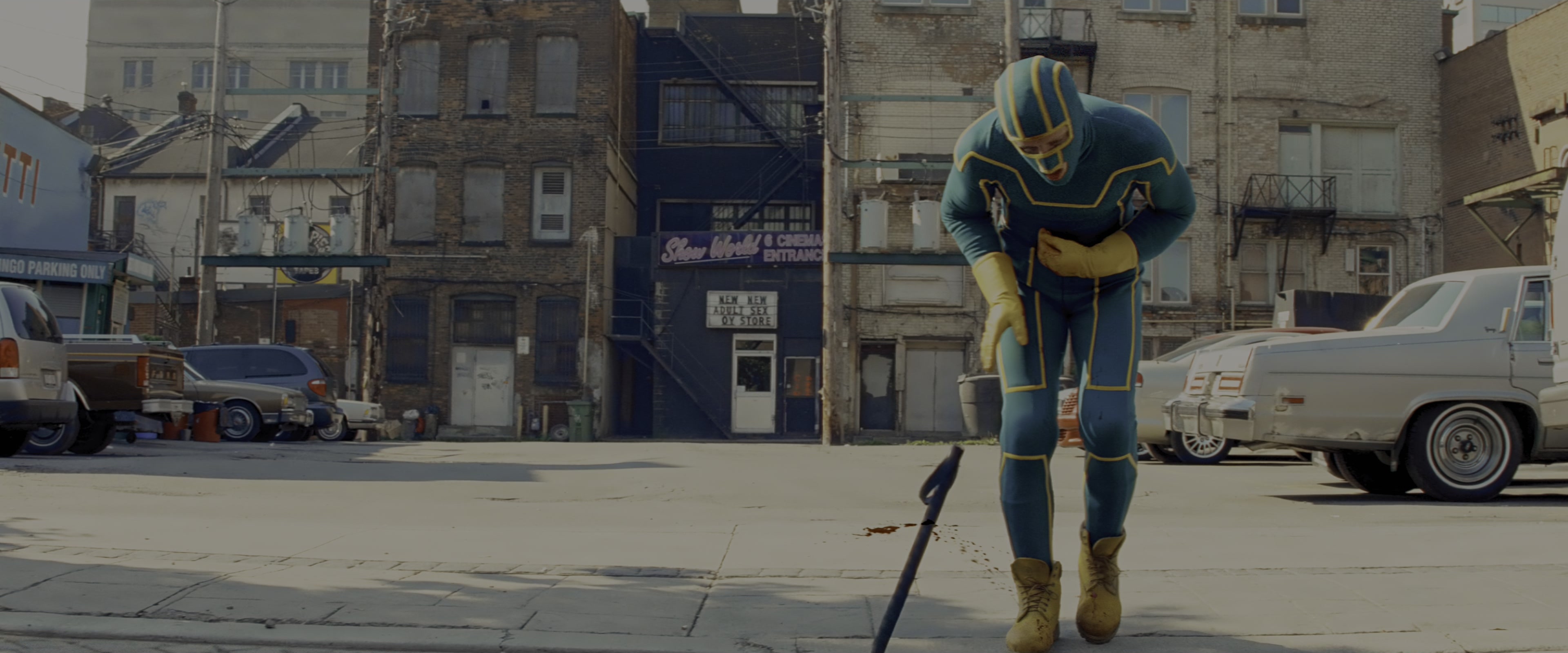 Kick-Ass (2010), wide, 2.40:1 — film still