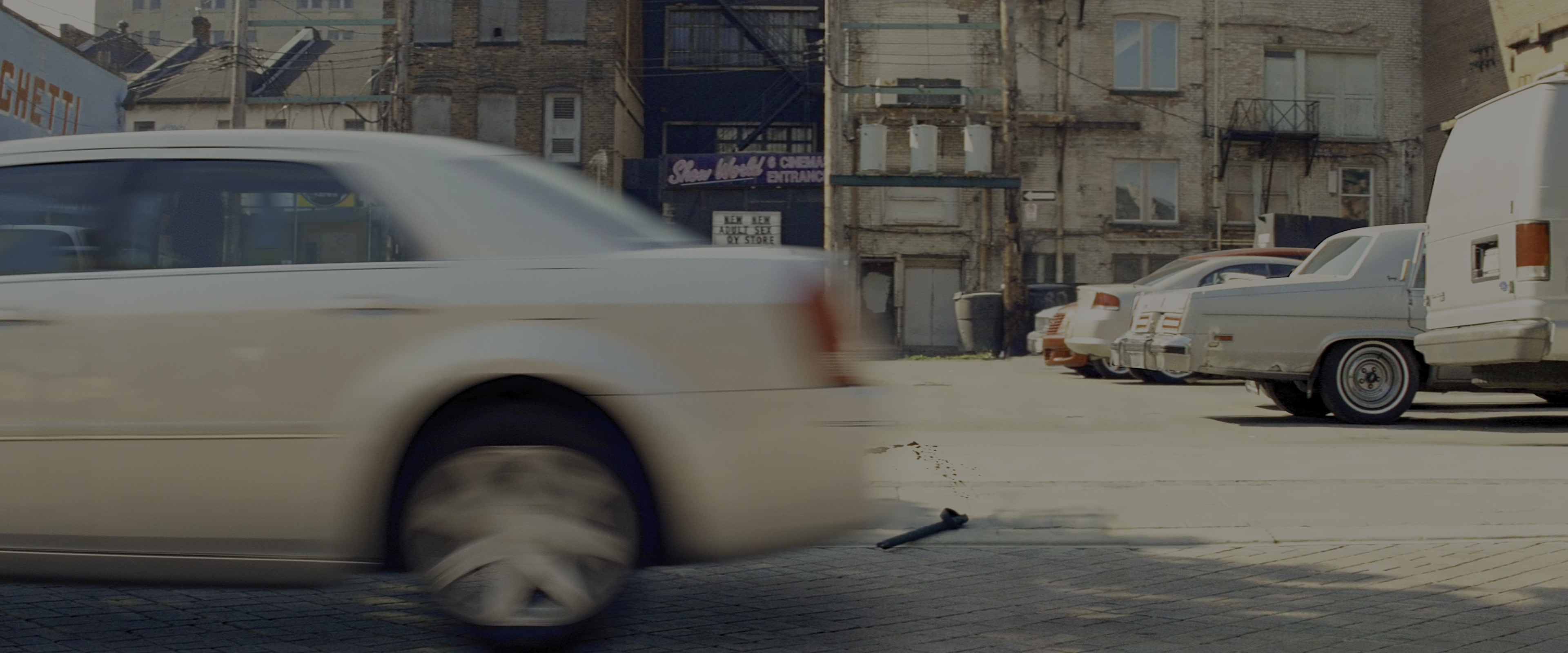 Kick-Ass (2010), wide, 2.40:1 — film still