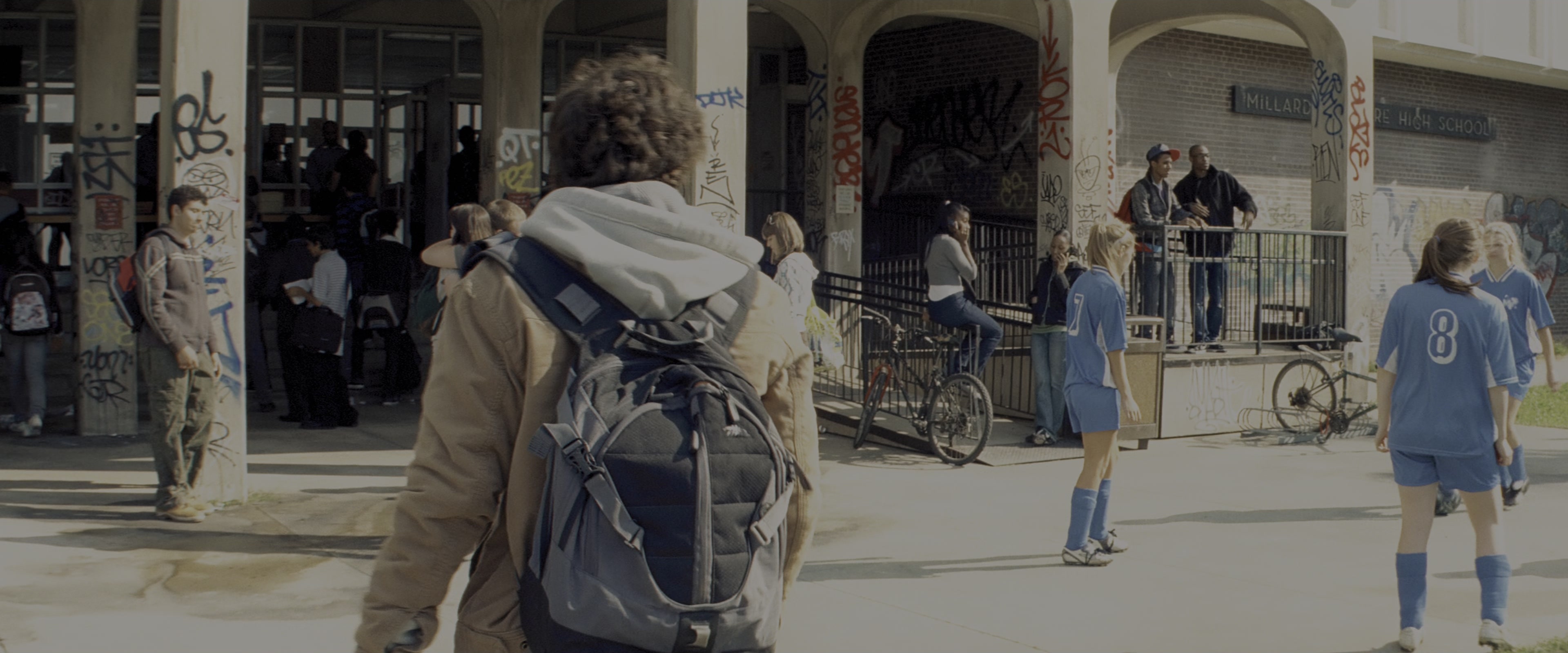 Kick-Ass (2010), wide, 2.40:1 — film still