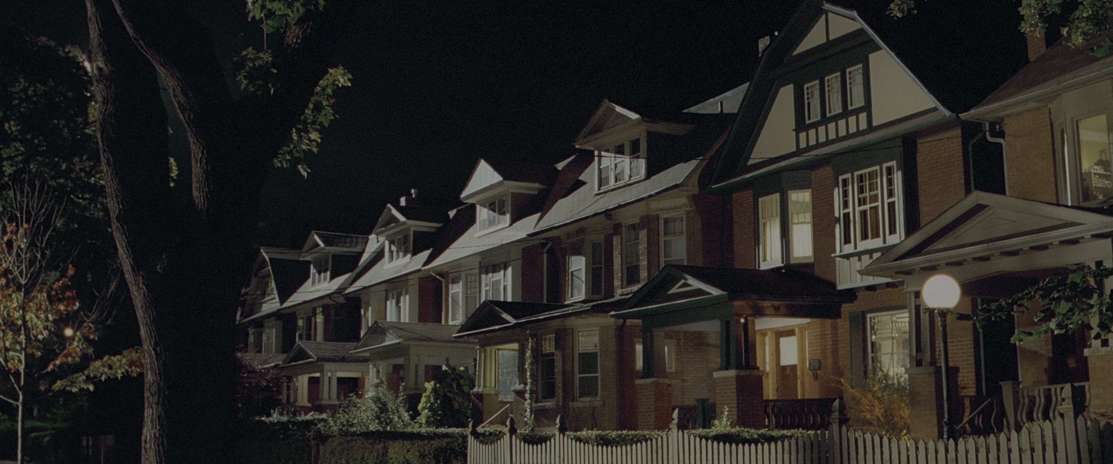 Kick-Ass (2010), wide, 2.40:1 — film still
