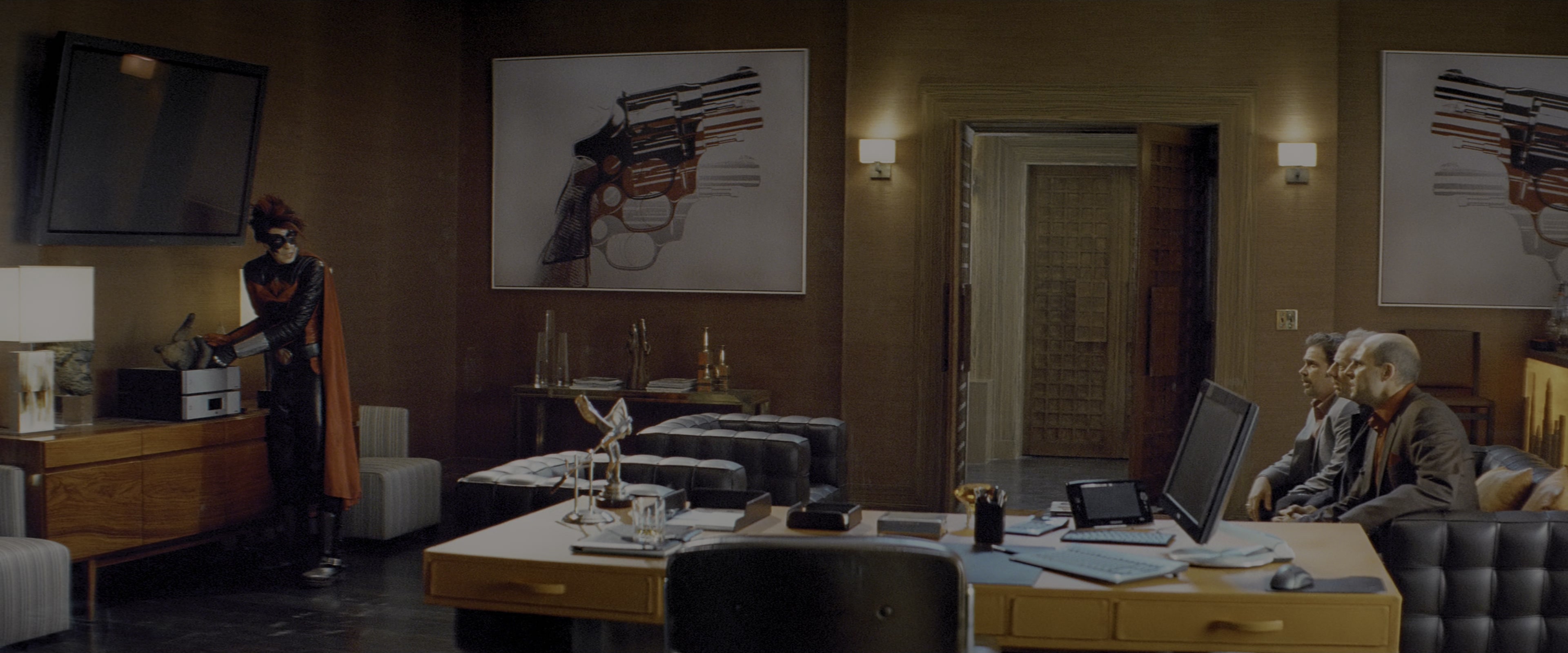 Kick-Ass (2010), wide, 2.40:1 — film still