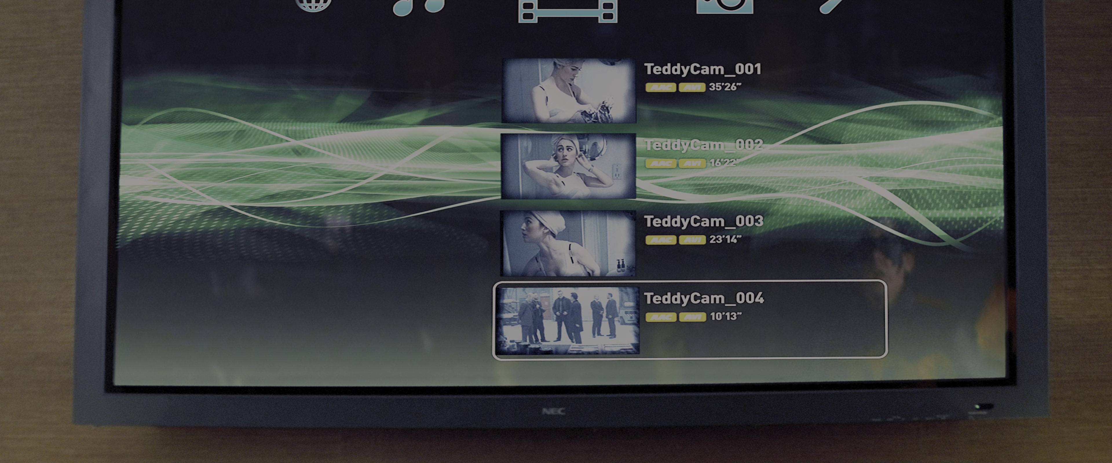 Kick-Ass (2010), wide, 2.40:1 — film still