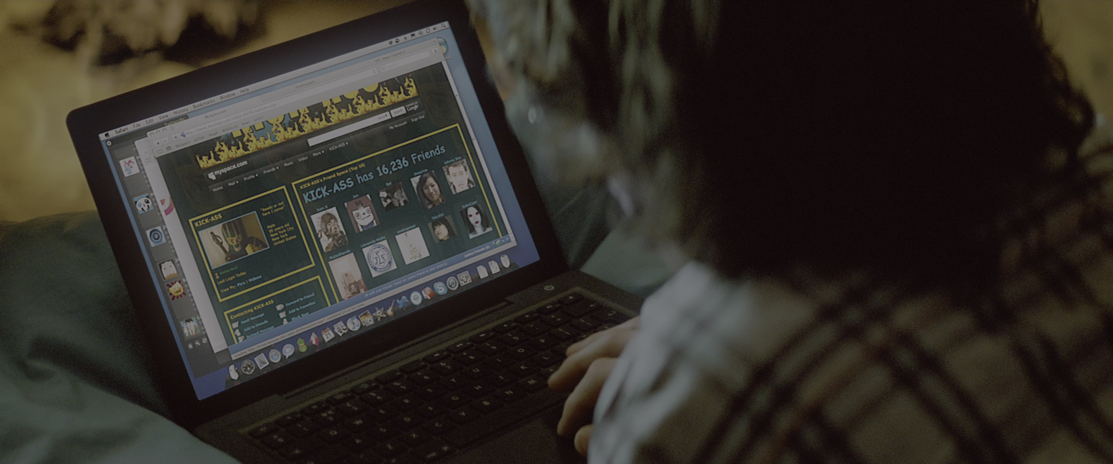 Kick-Ass (2010), wide, 2.40:1 — film still