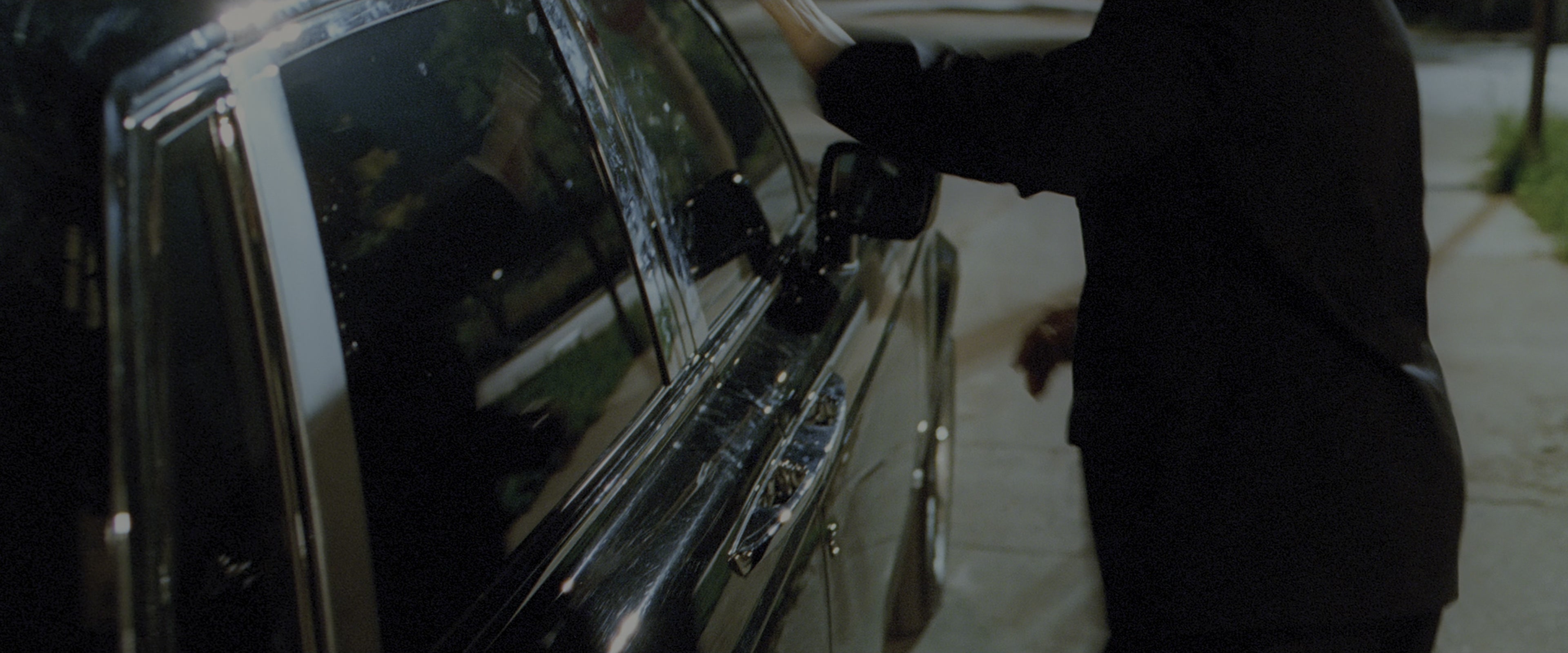 Kick-Ass (2010), wide, 2.40:1 — film still