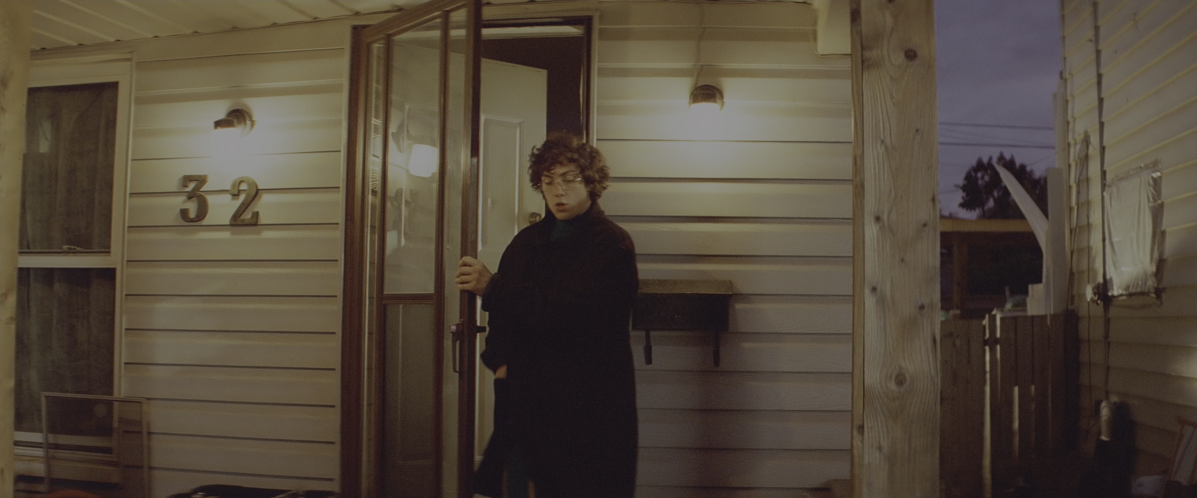 Kick-Ass (2010), wide, 2.40:1 — film still