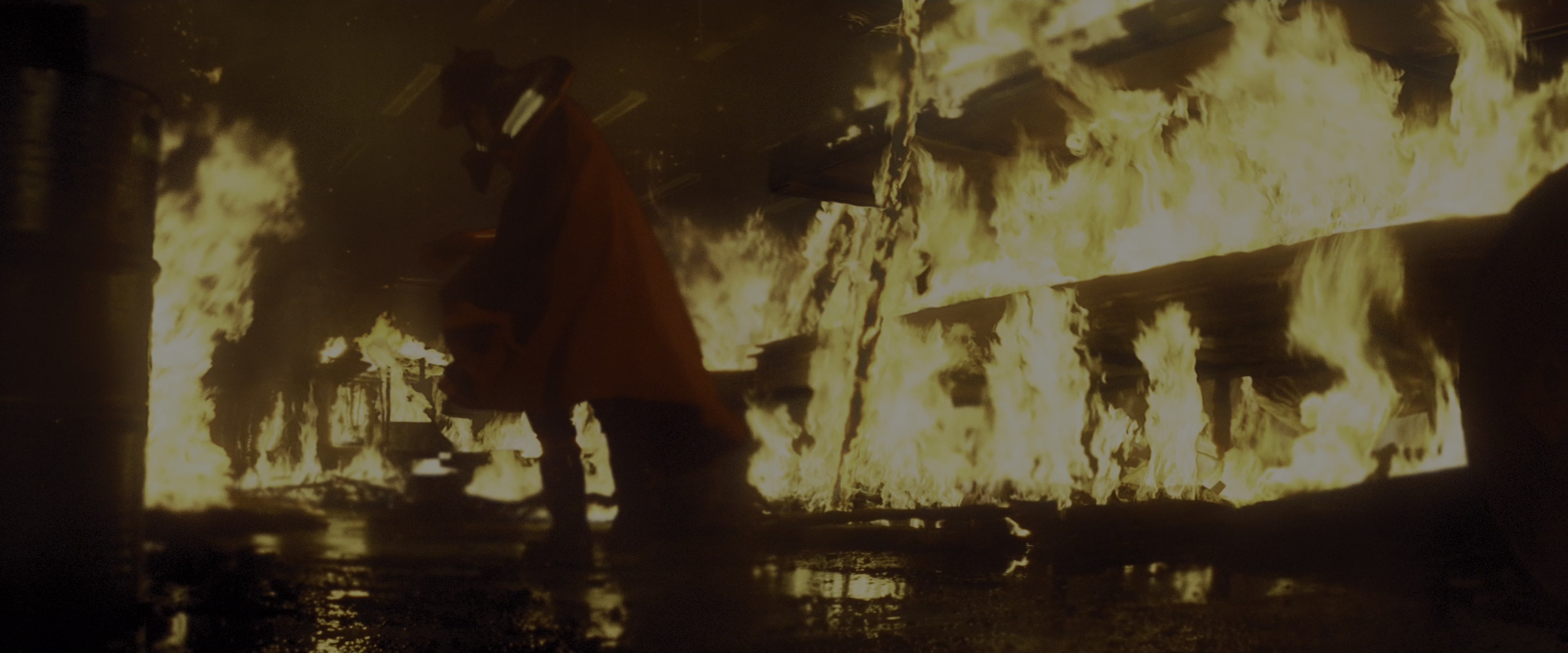 Kick-Ass (2010), wide, 2.40:1 — film still