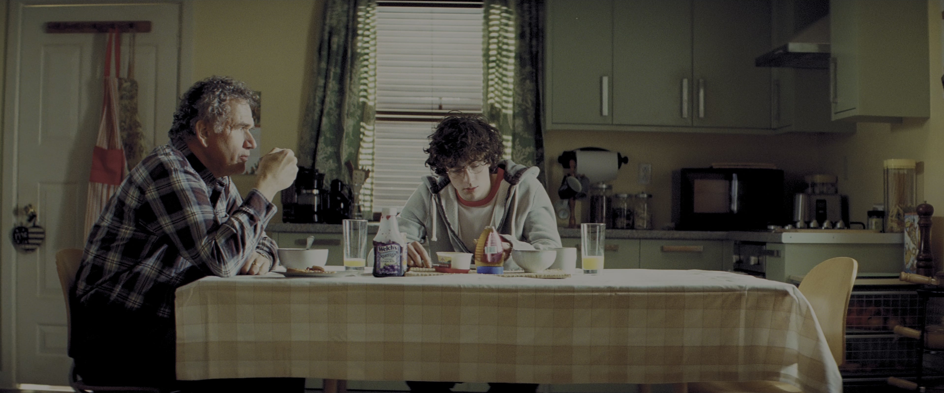 Kick-Ass (2010), wide, 2.40:1 — film still