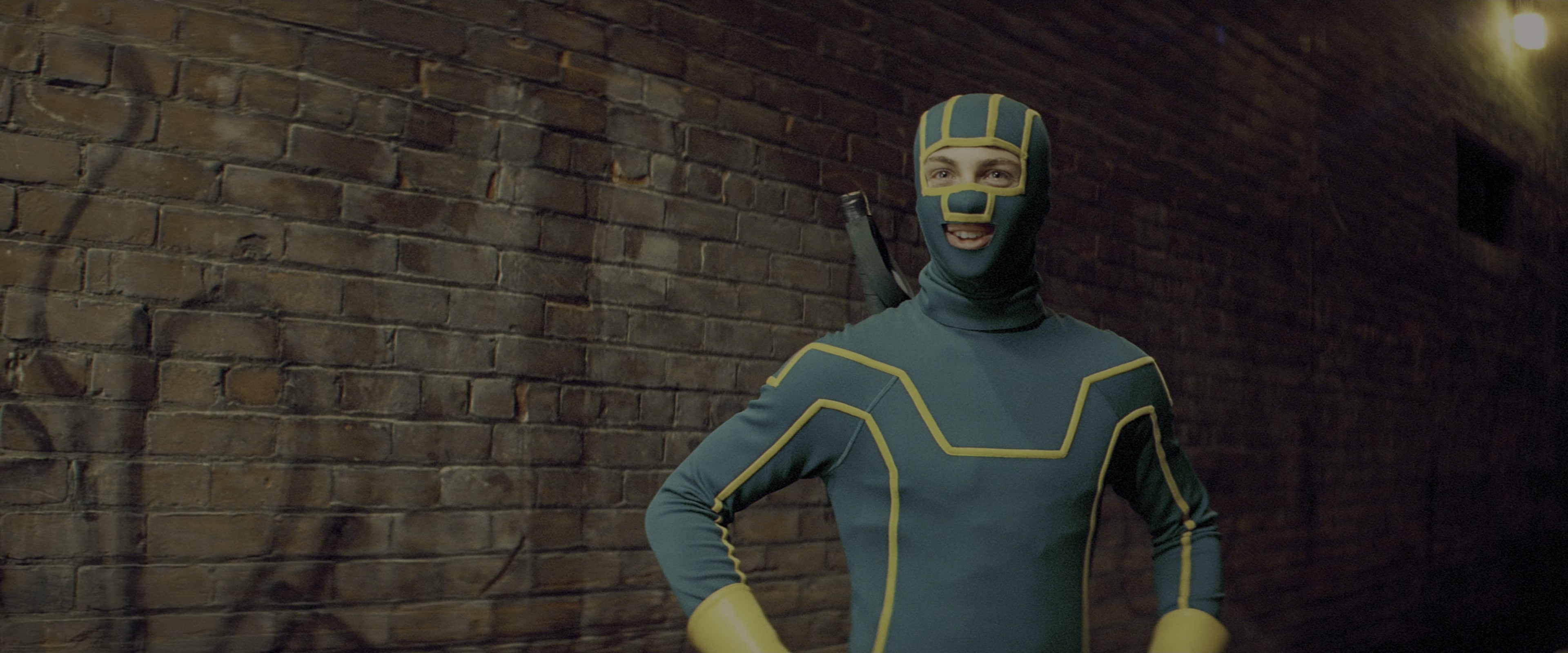 Kick-Ass (2010), wide, 2.40:1 — film still