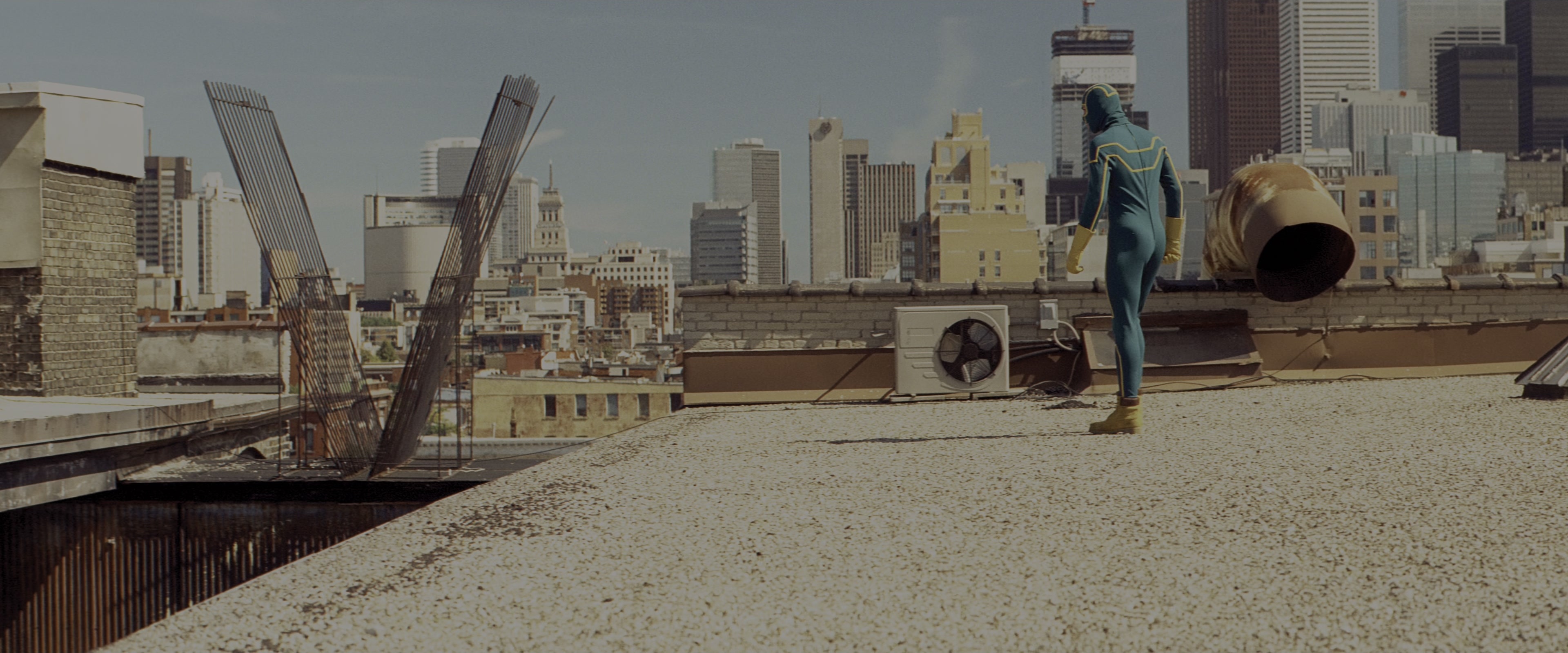 Kick-Ass (2010), wide, 2.40:1 — film still