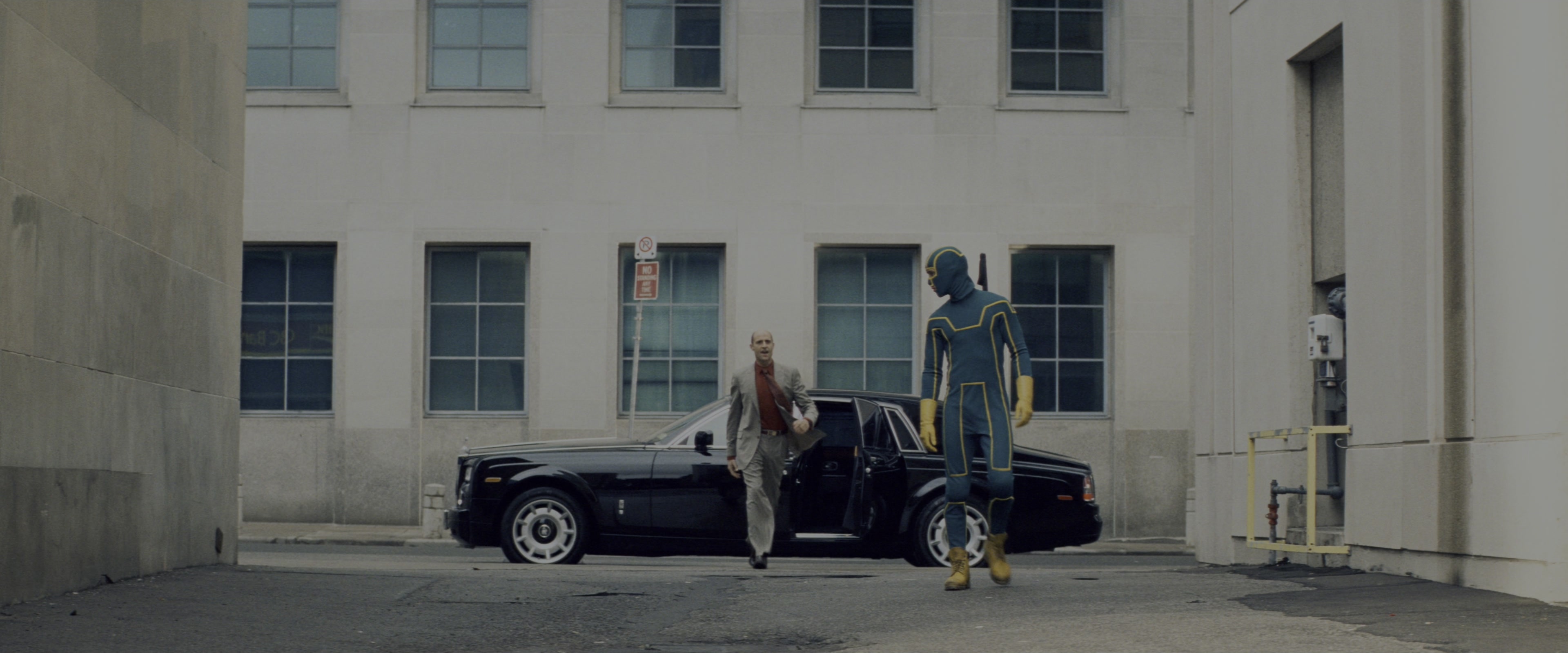Kick-Ass (2010), wide, 2.40:1 — film still