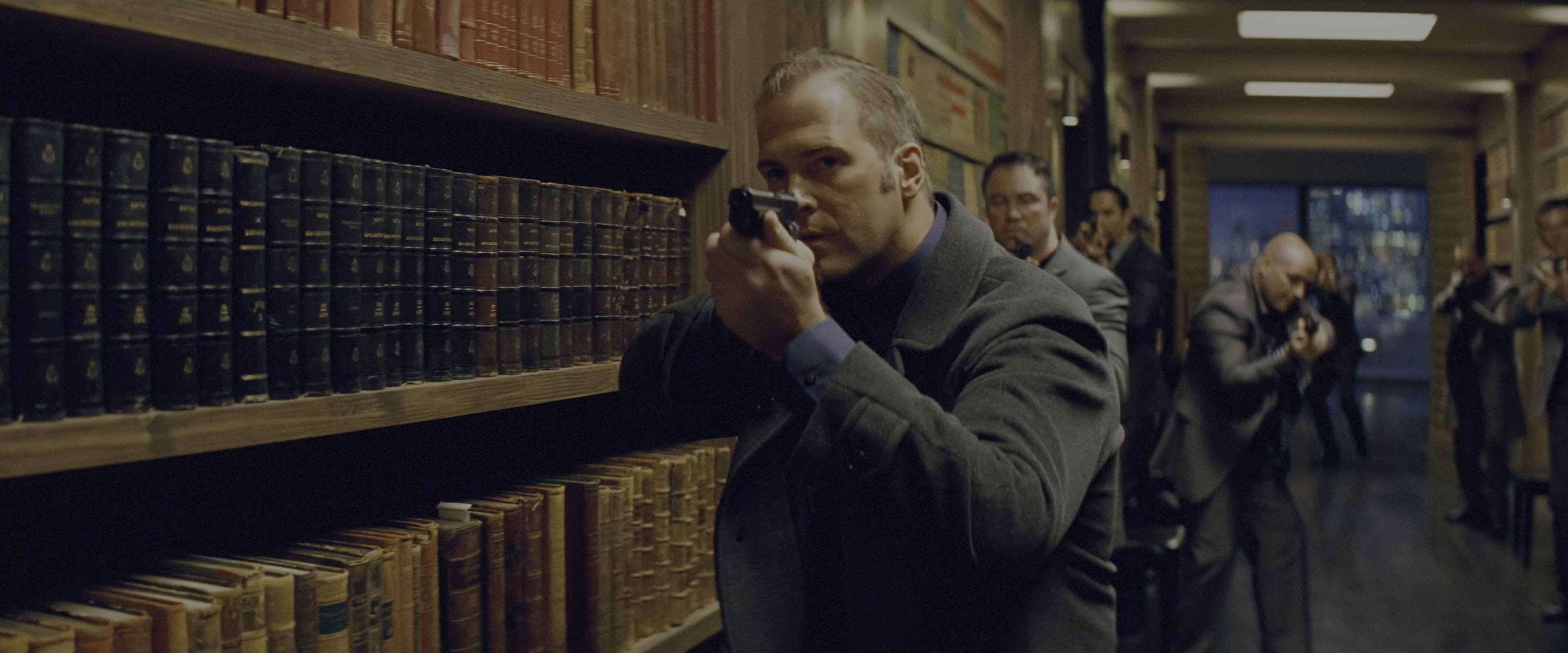 Kick-Ass (2010), wide, 2.40:1 — film still