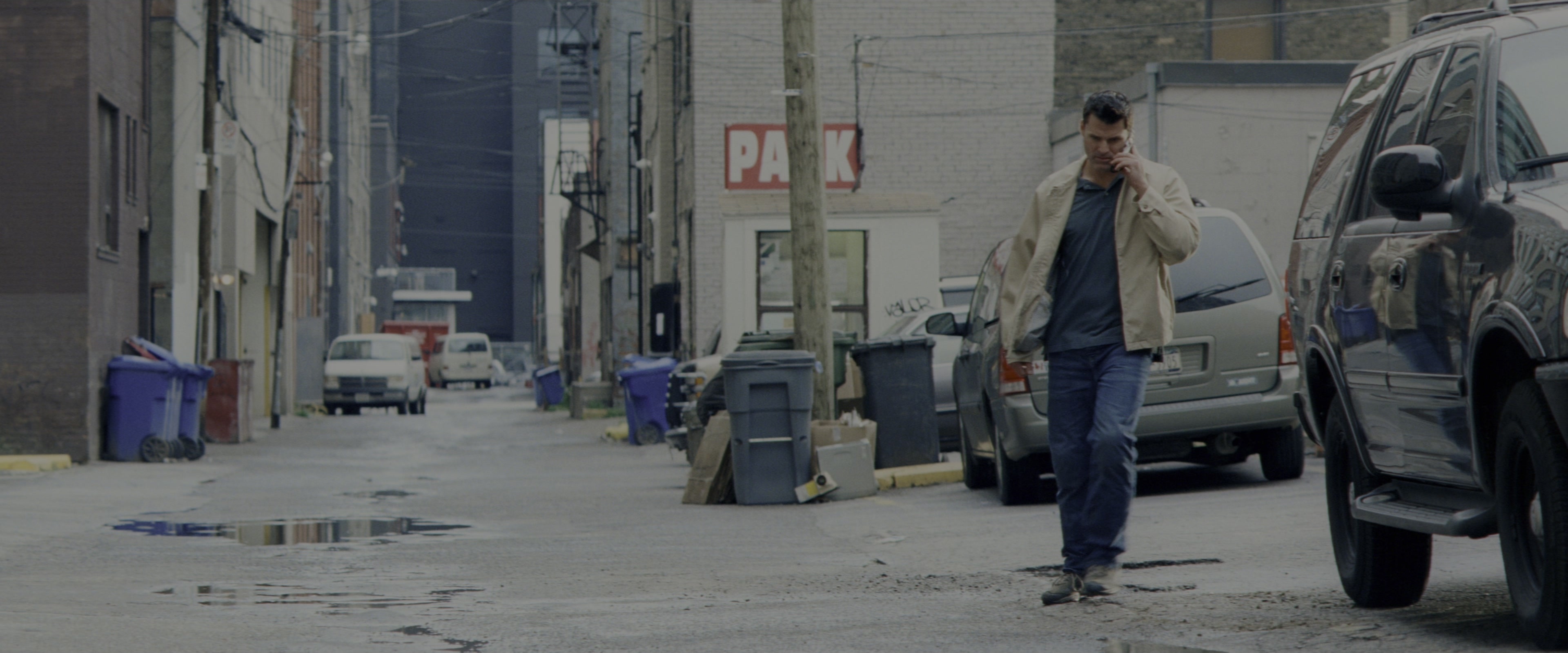 Kick-Ass (2010), wide, 2.40:1 — film still