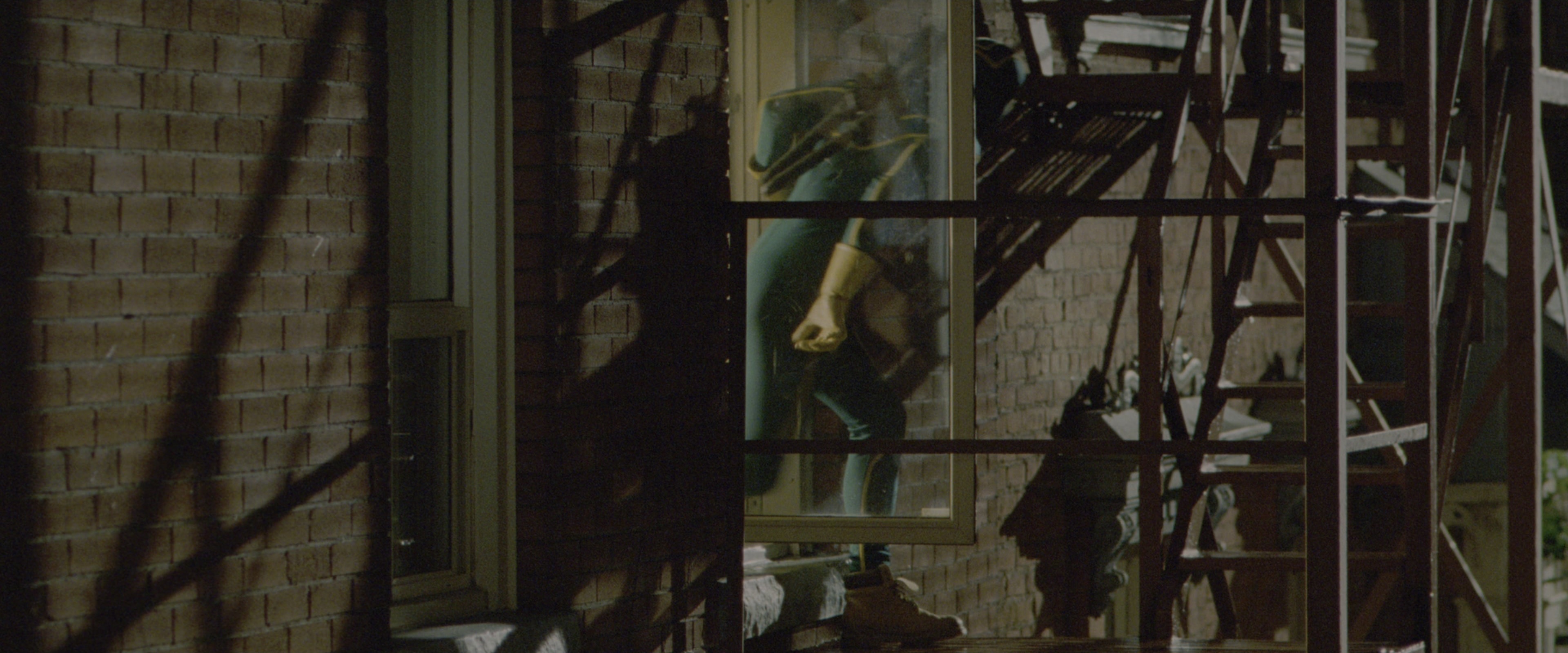 Kick-Ass (2010), wide, 2.40:1 — film still